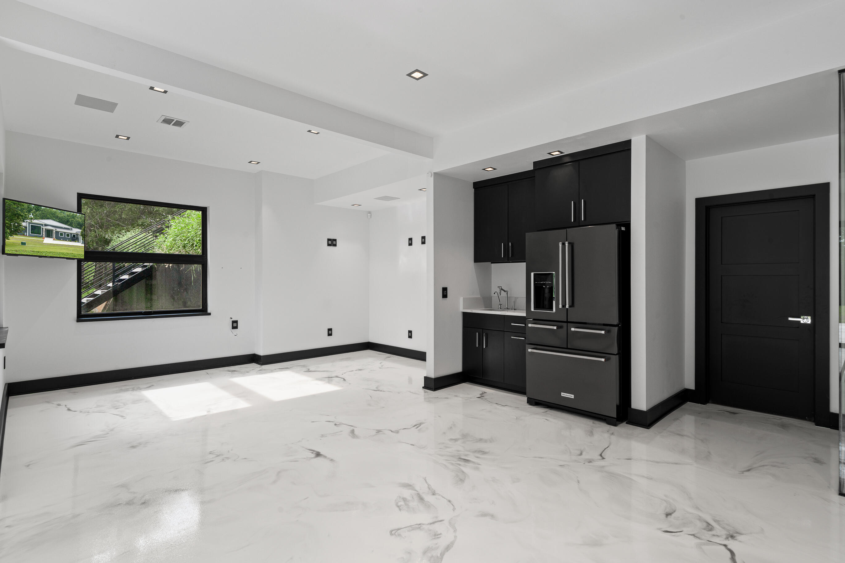 W3830 Scotch Bush Rd