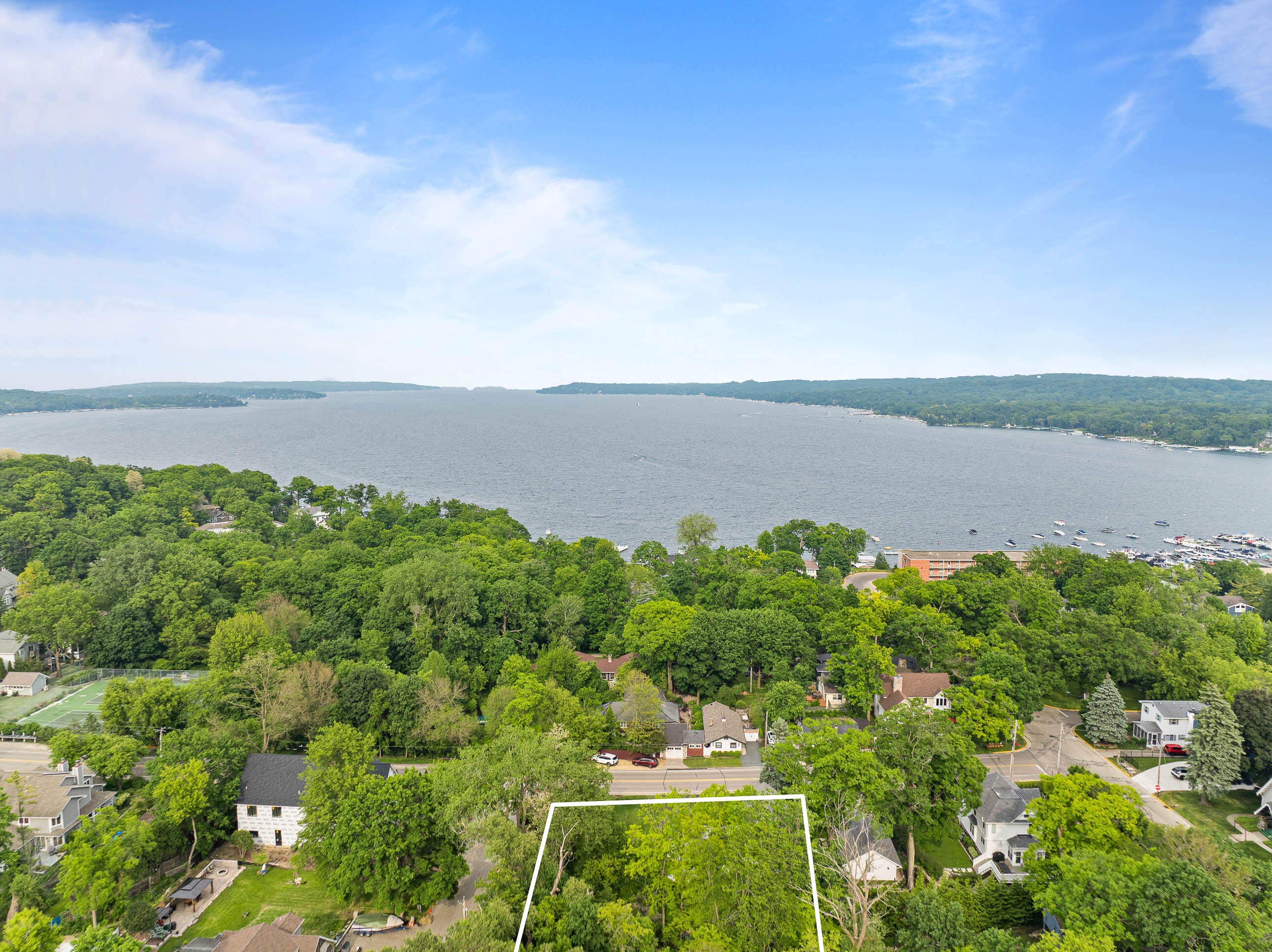 170 N Lakeshore Dr