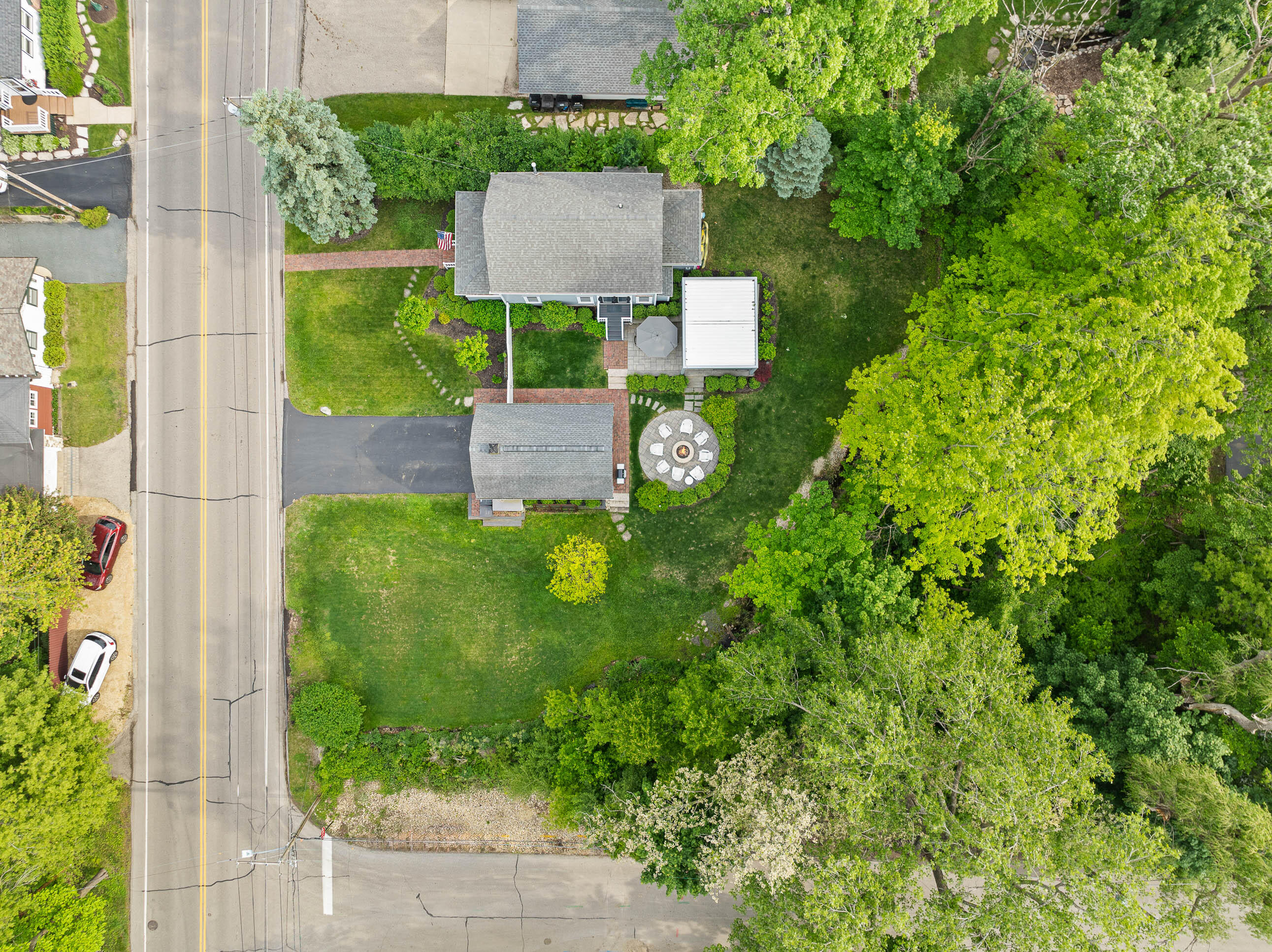 170 N Lakeshore Dr