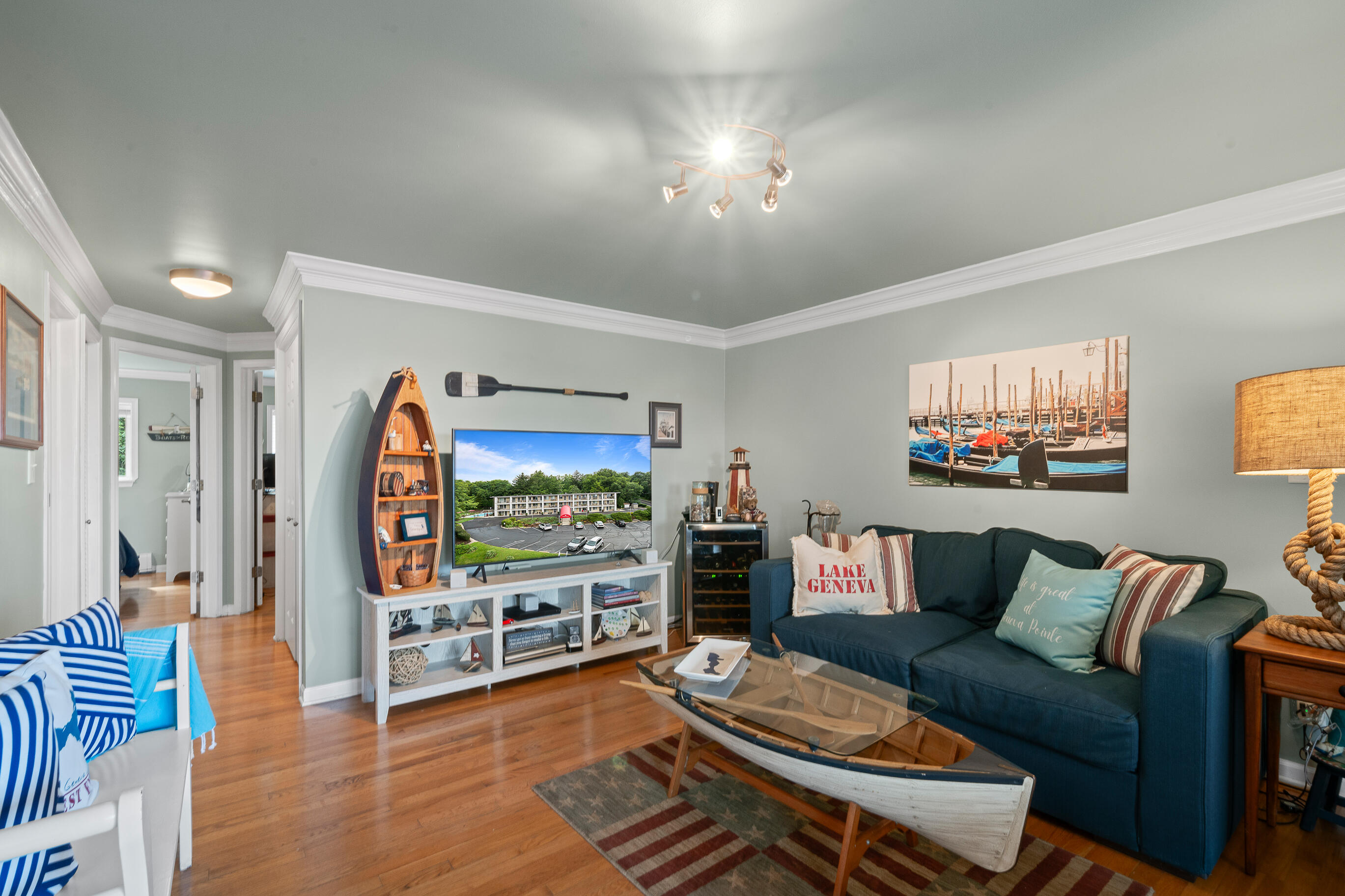 227 Dewey Ave Unit: 205