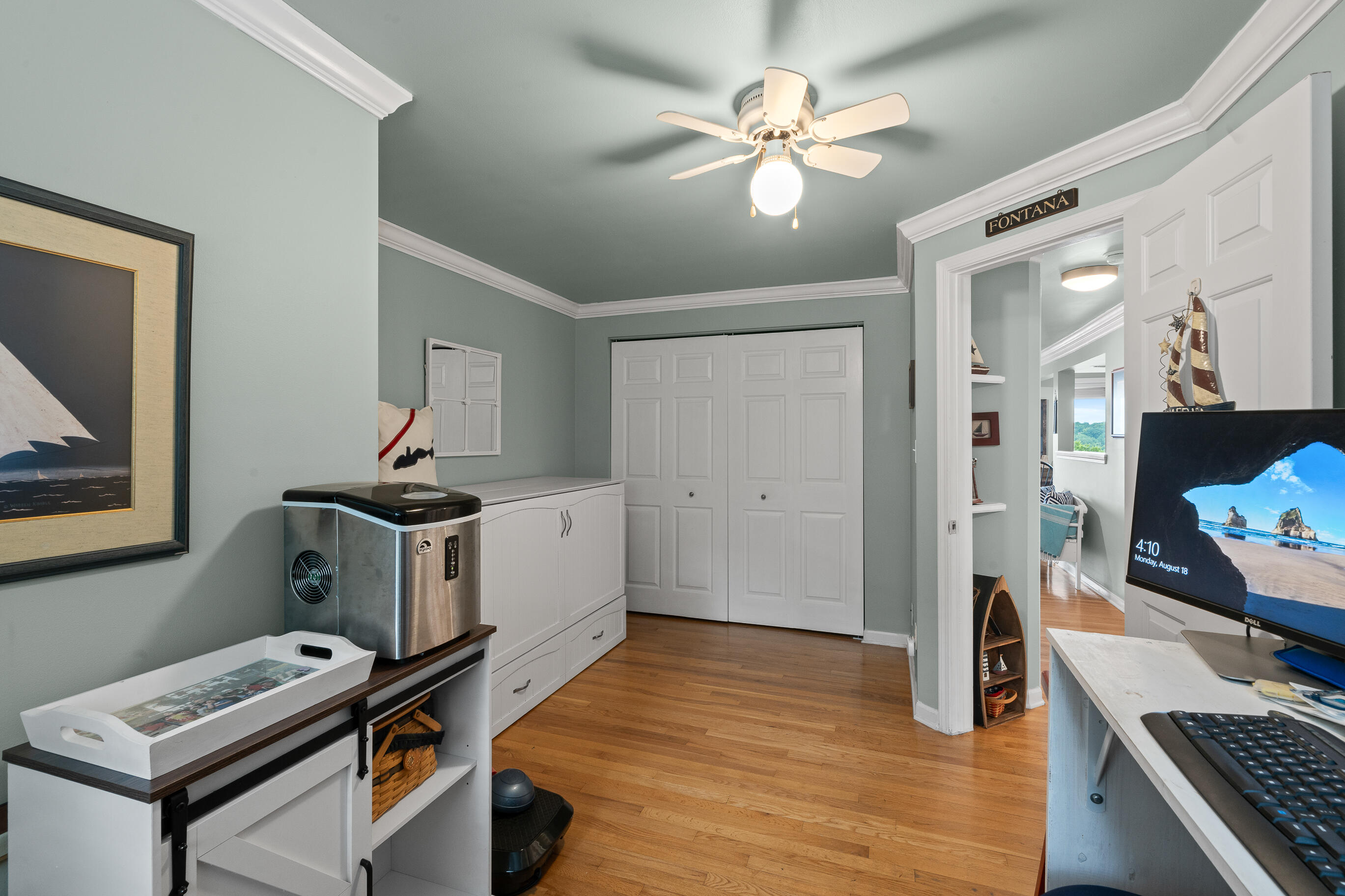 227 Dewey Ave Unit: 205
