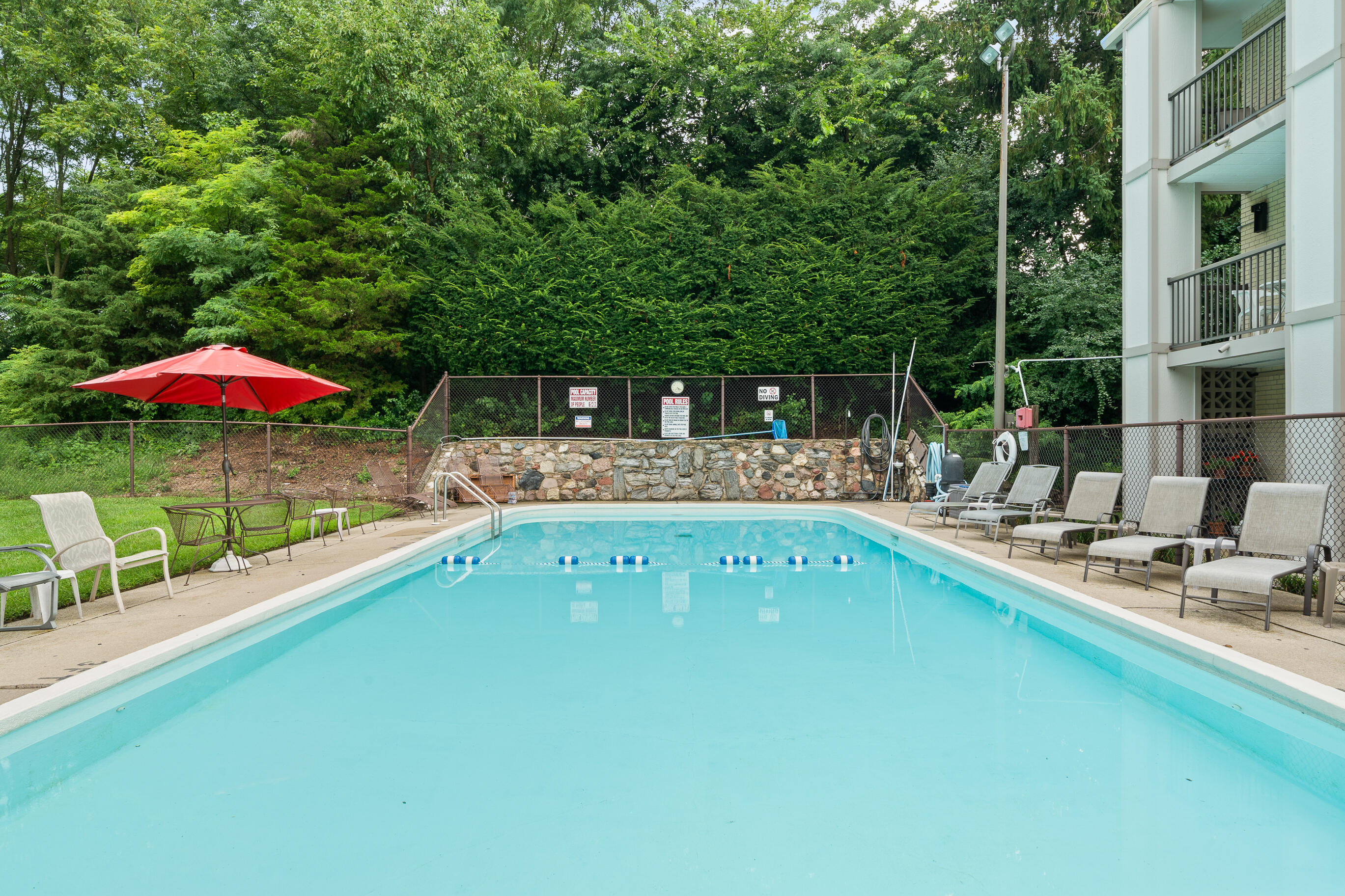 227 Dewey Ave Unit: 205