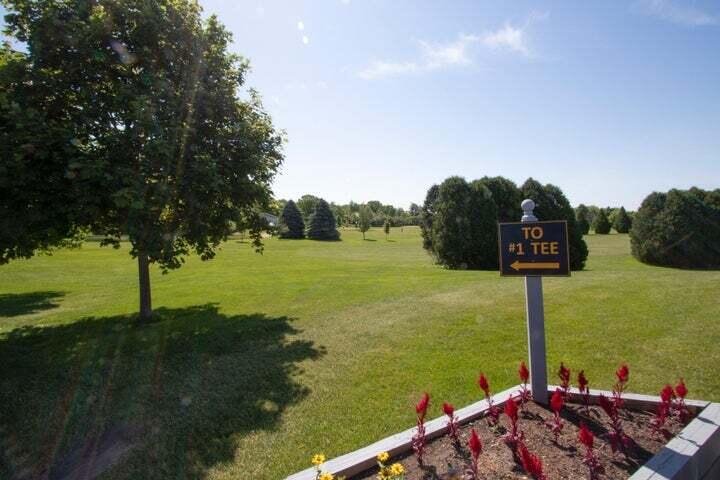 824 Tarrant Dr
