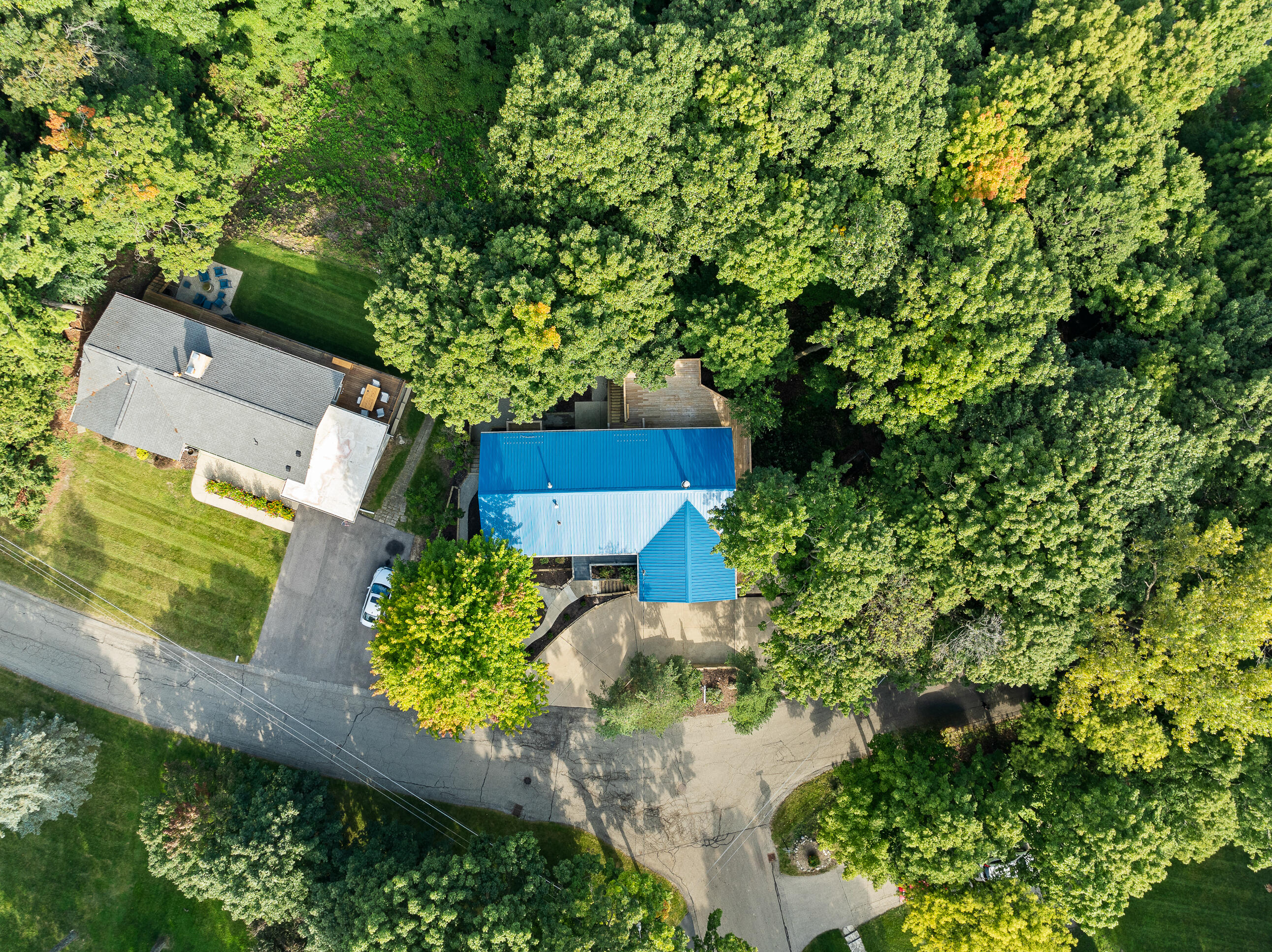 824 Tarrant Dr