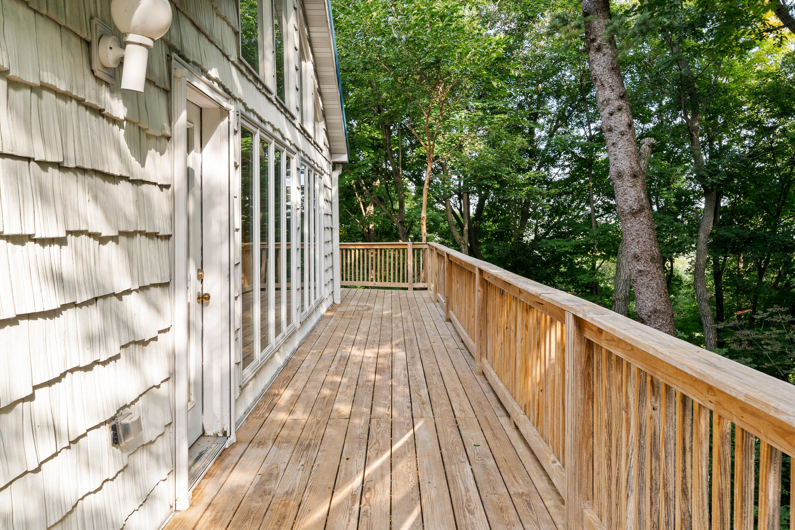 824 Tarrant Dr