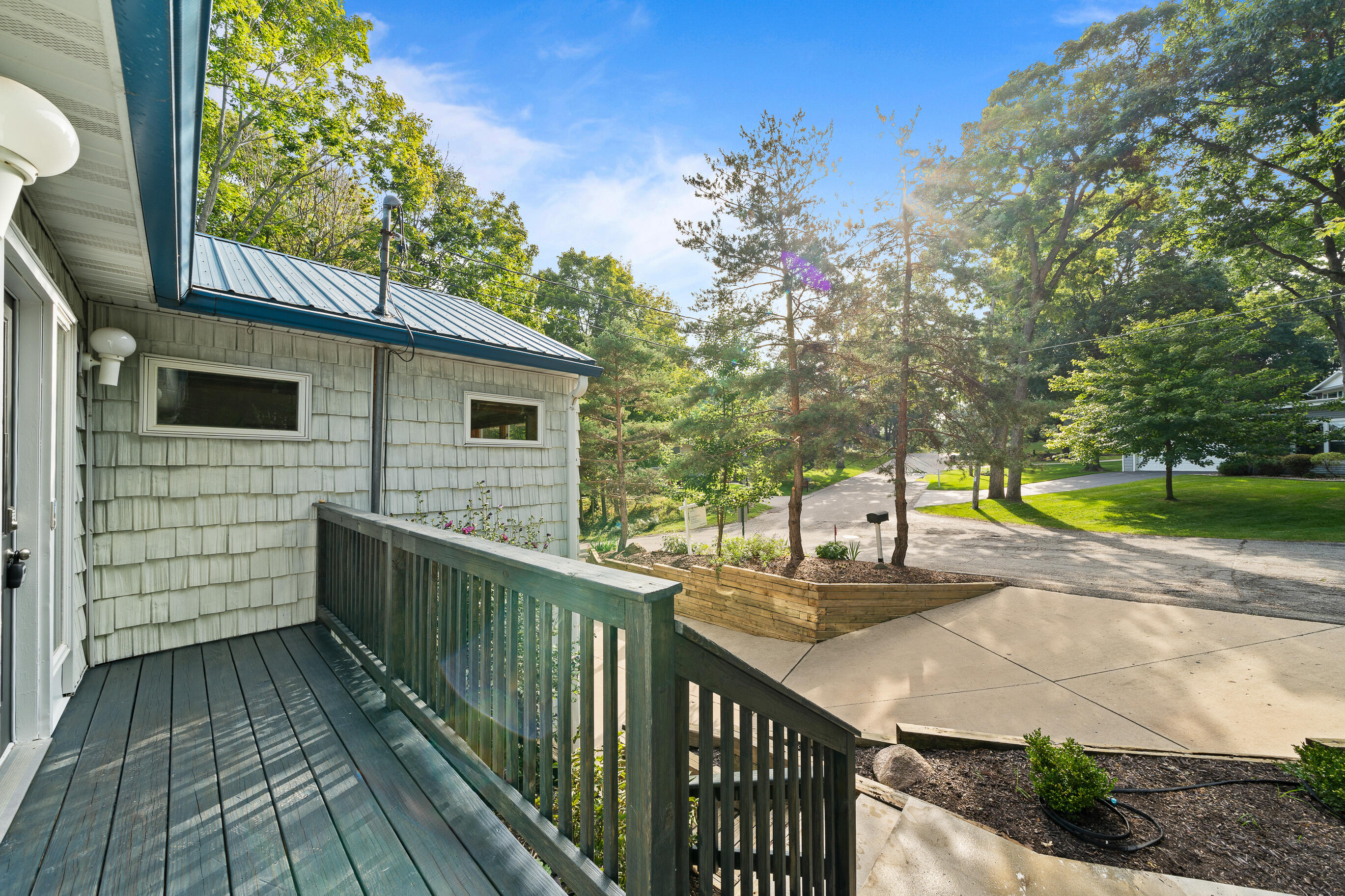 824 Tarrant Dr