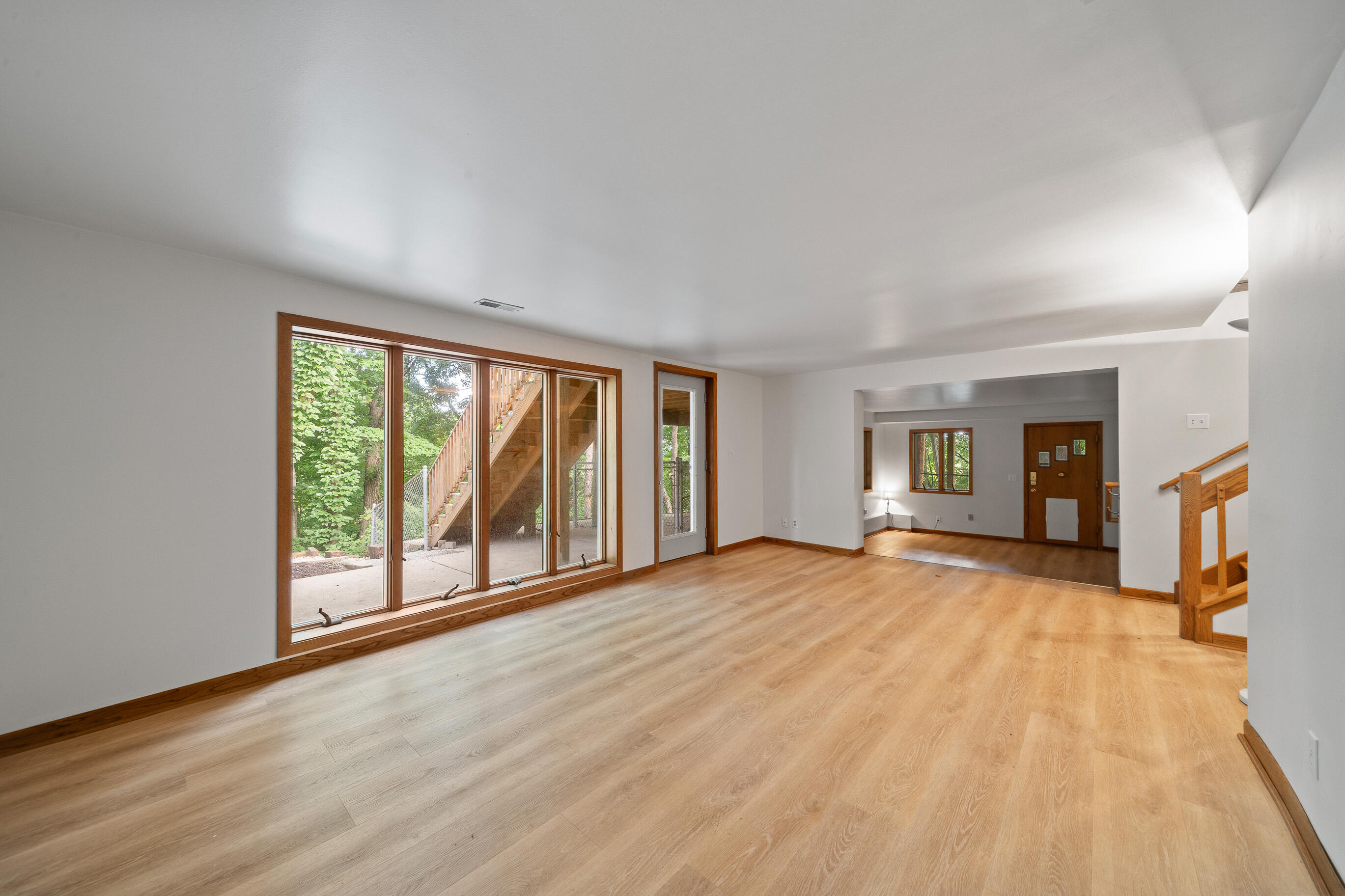 824 Tarrant Dr