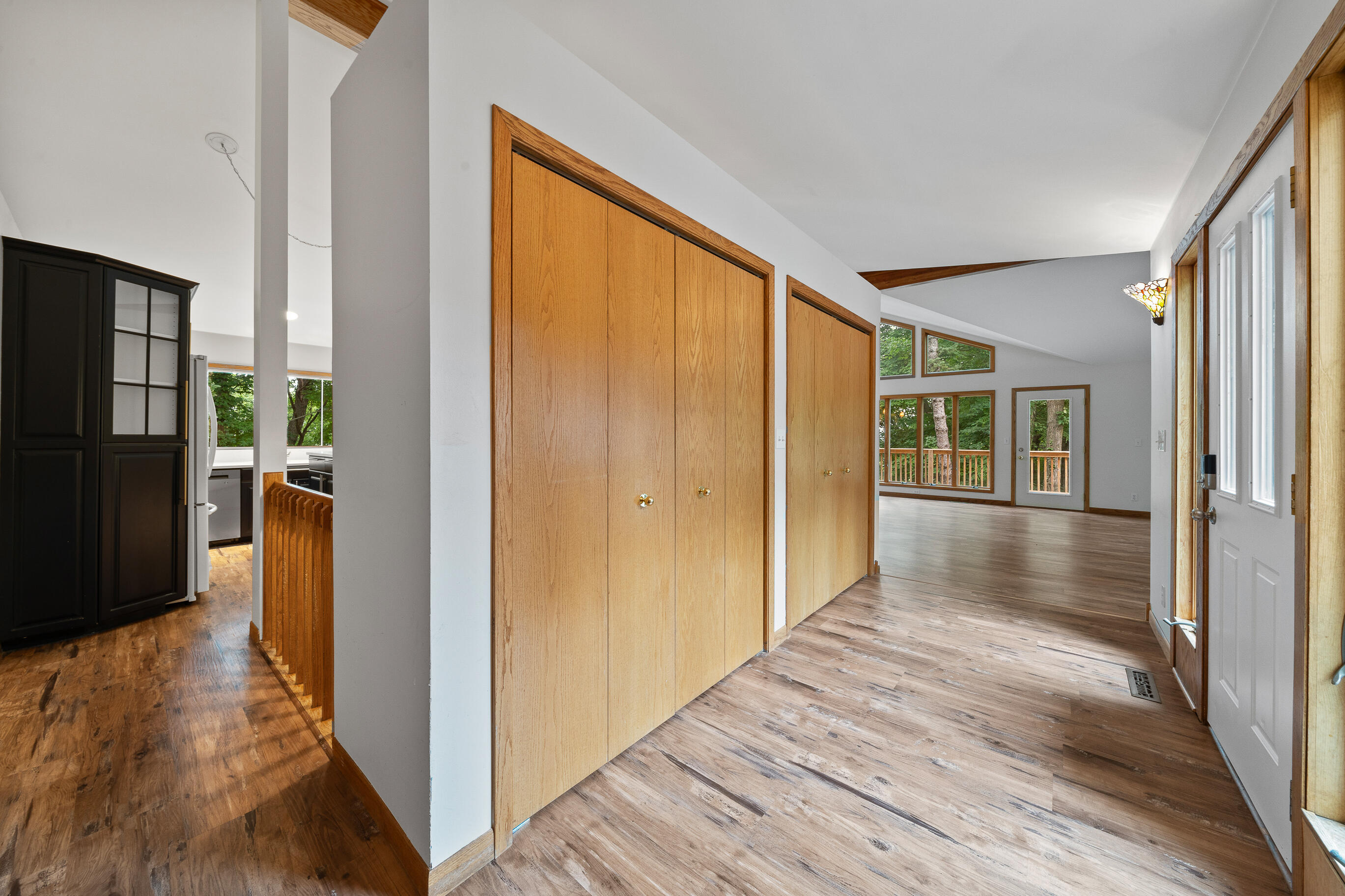 824 Tarrant Dr