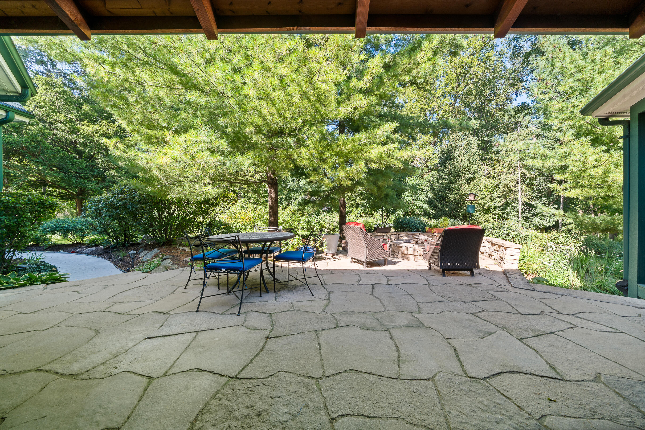 765 Brickley Ct