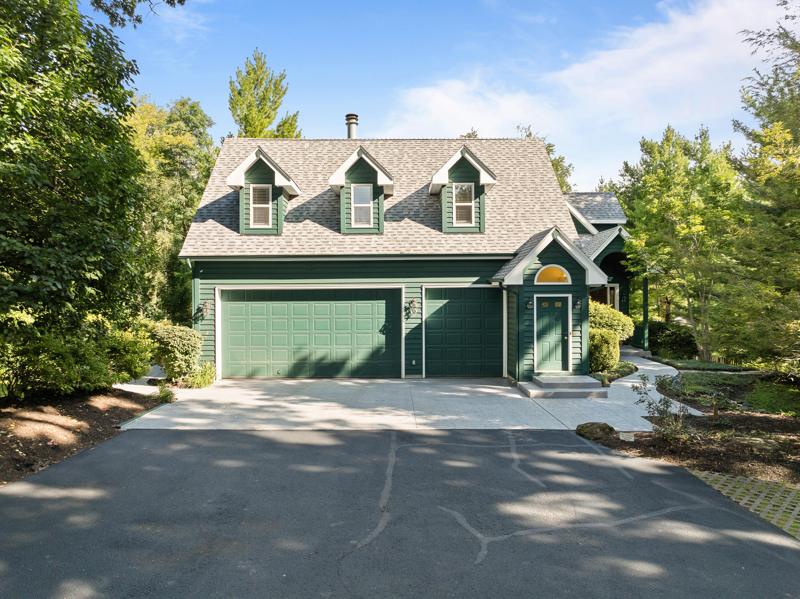 765 Brickley Ct