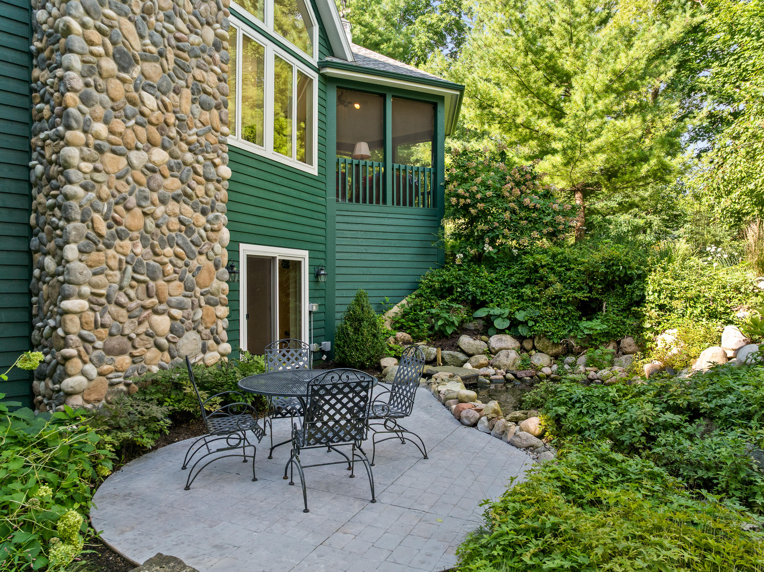 765 Brickley Ct