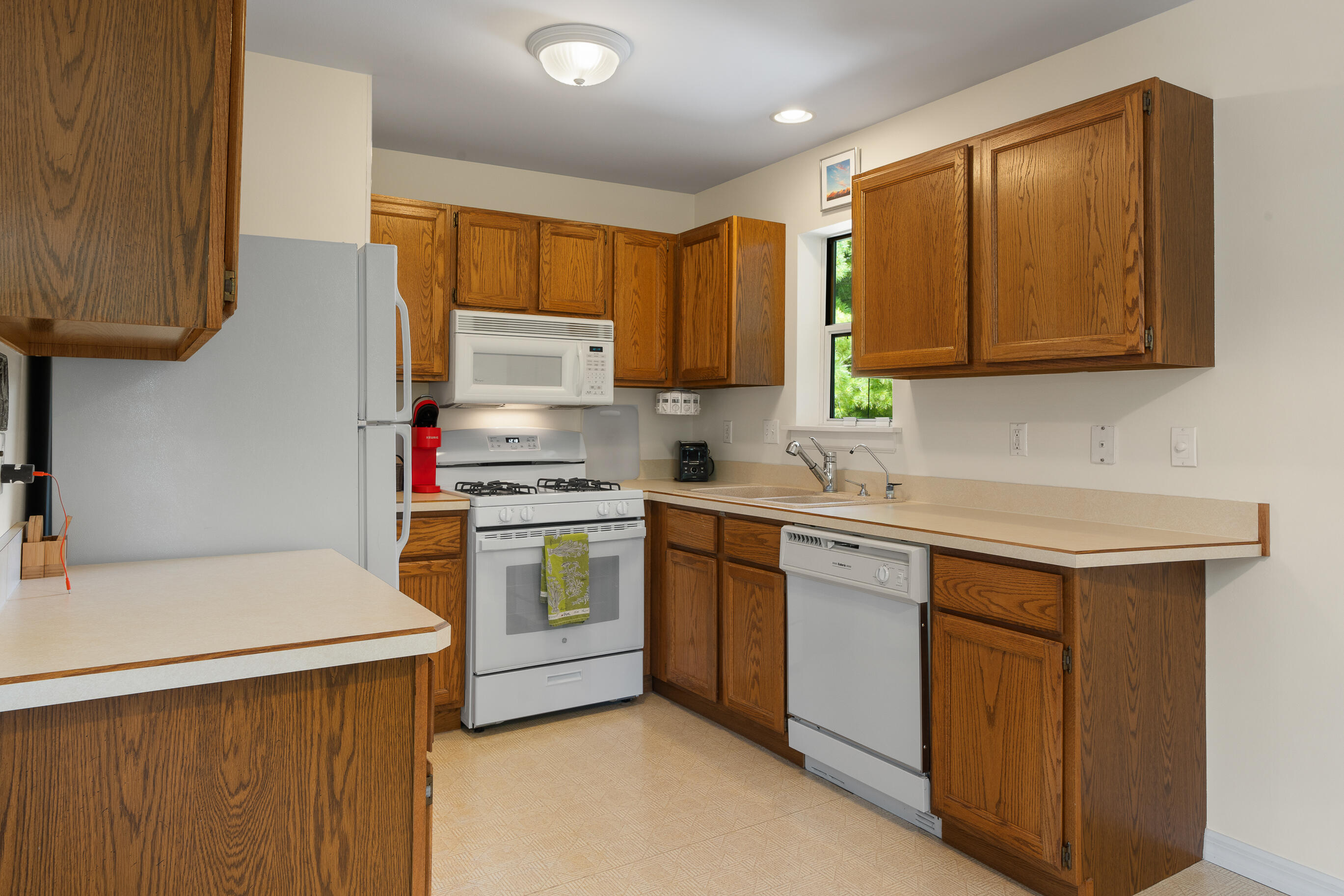 765 Brickley Ct