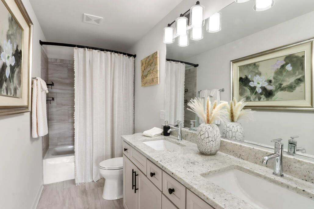 565 N Boulder Ridge Dr