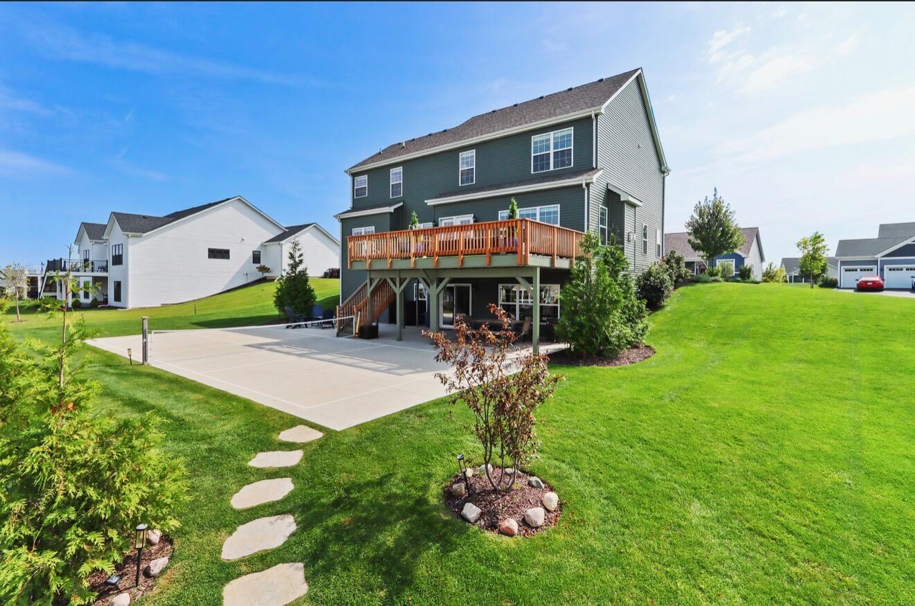 565 N Boulder Ridge Dr