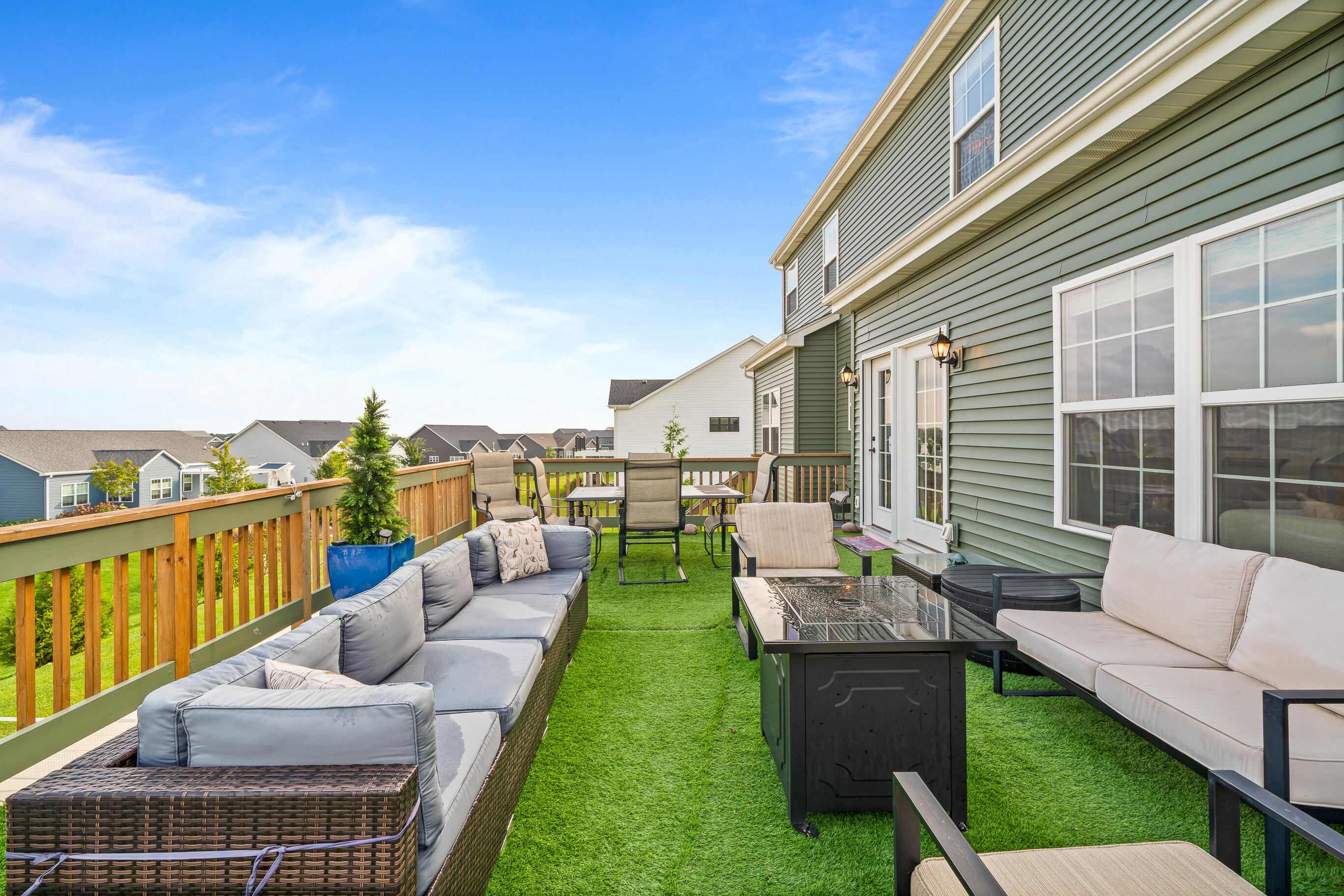 565 N Boulder Ridge Dr