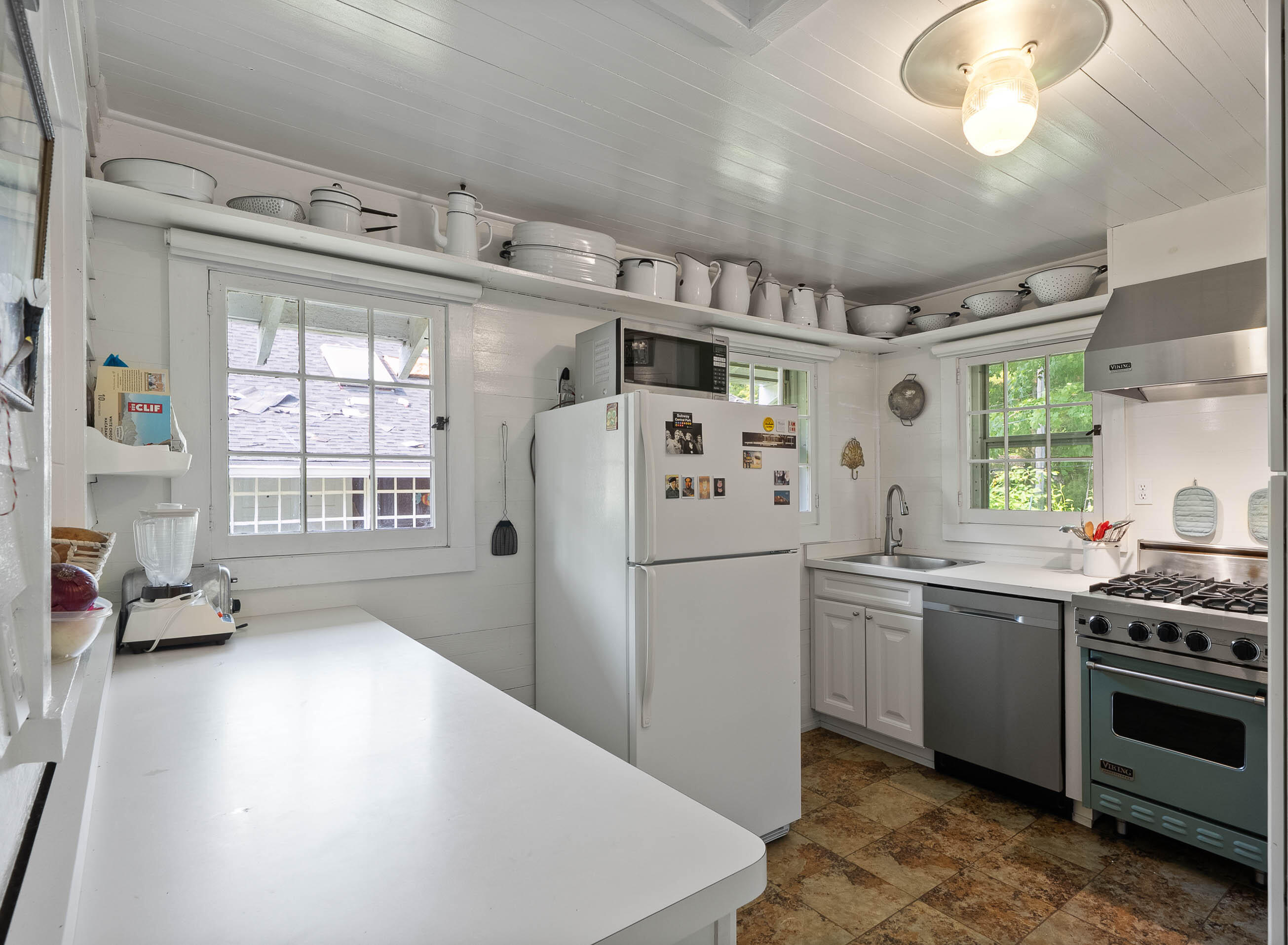 163 N Lakeshore Dr