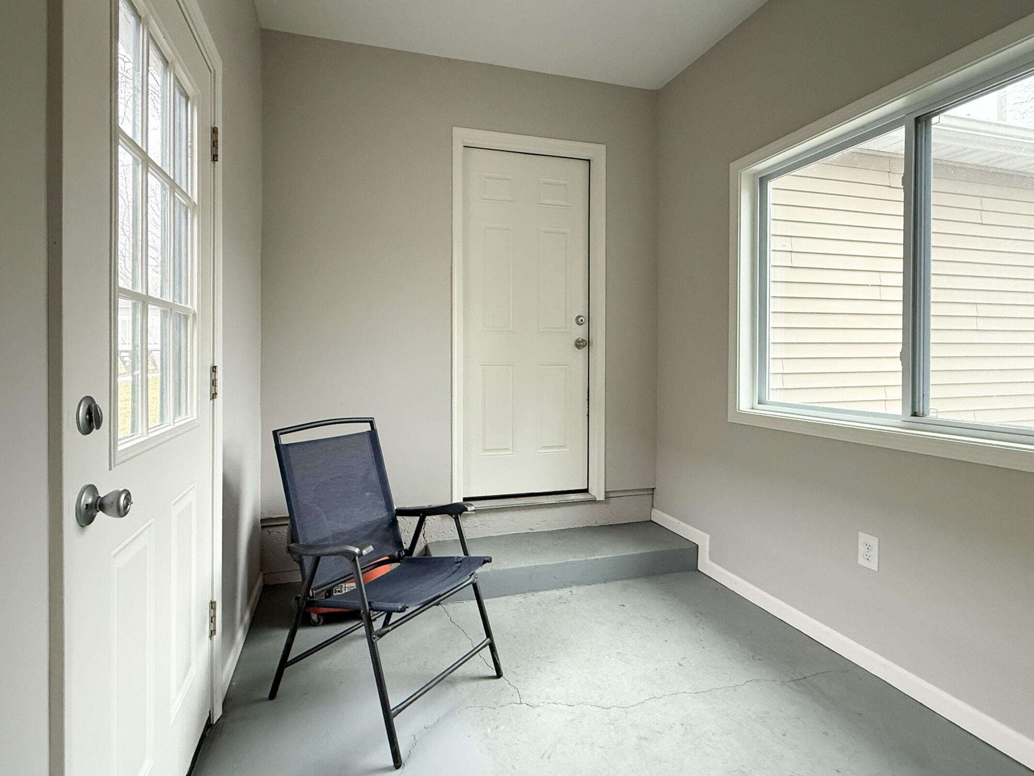 163 Fontana Ave