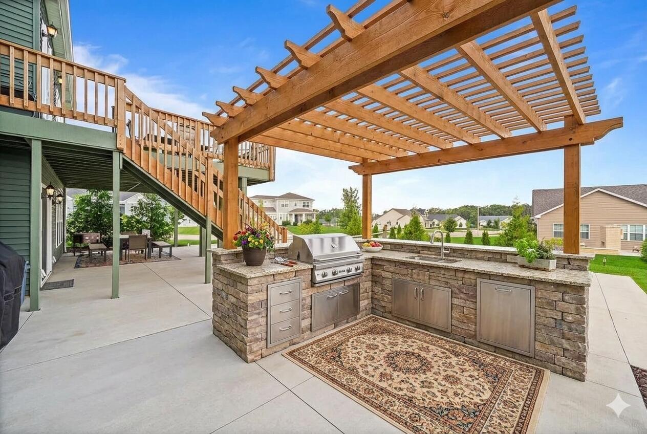 565 N Boulder Ridge Dr