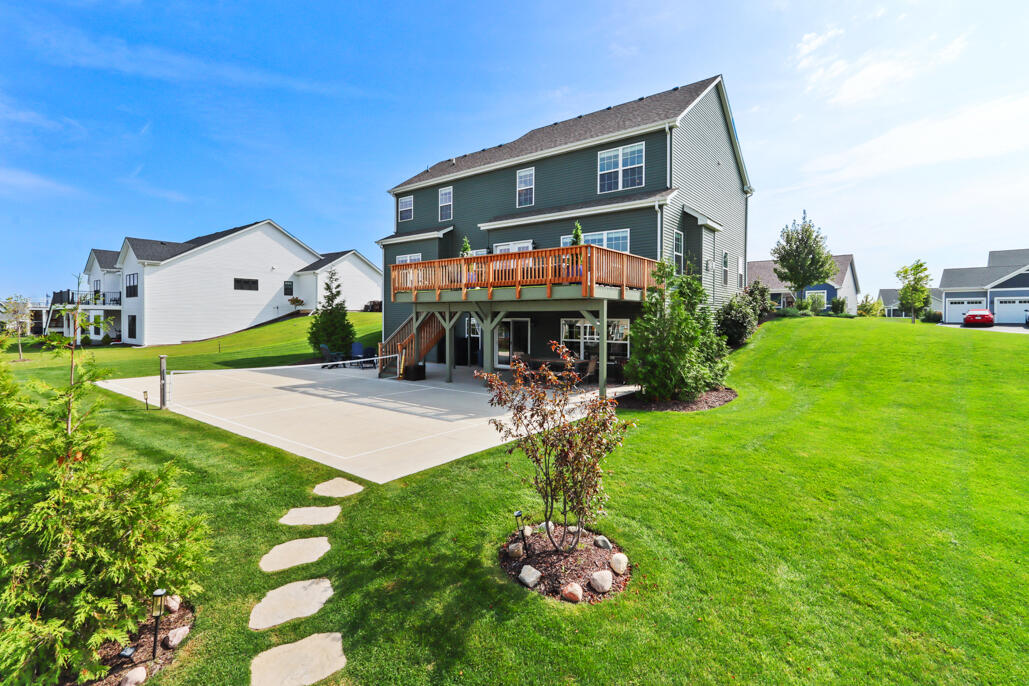 565 N Boulder Ridge Dr