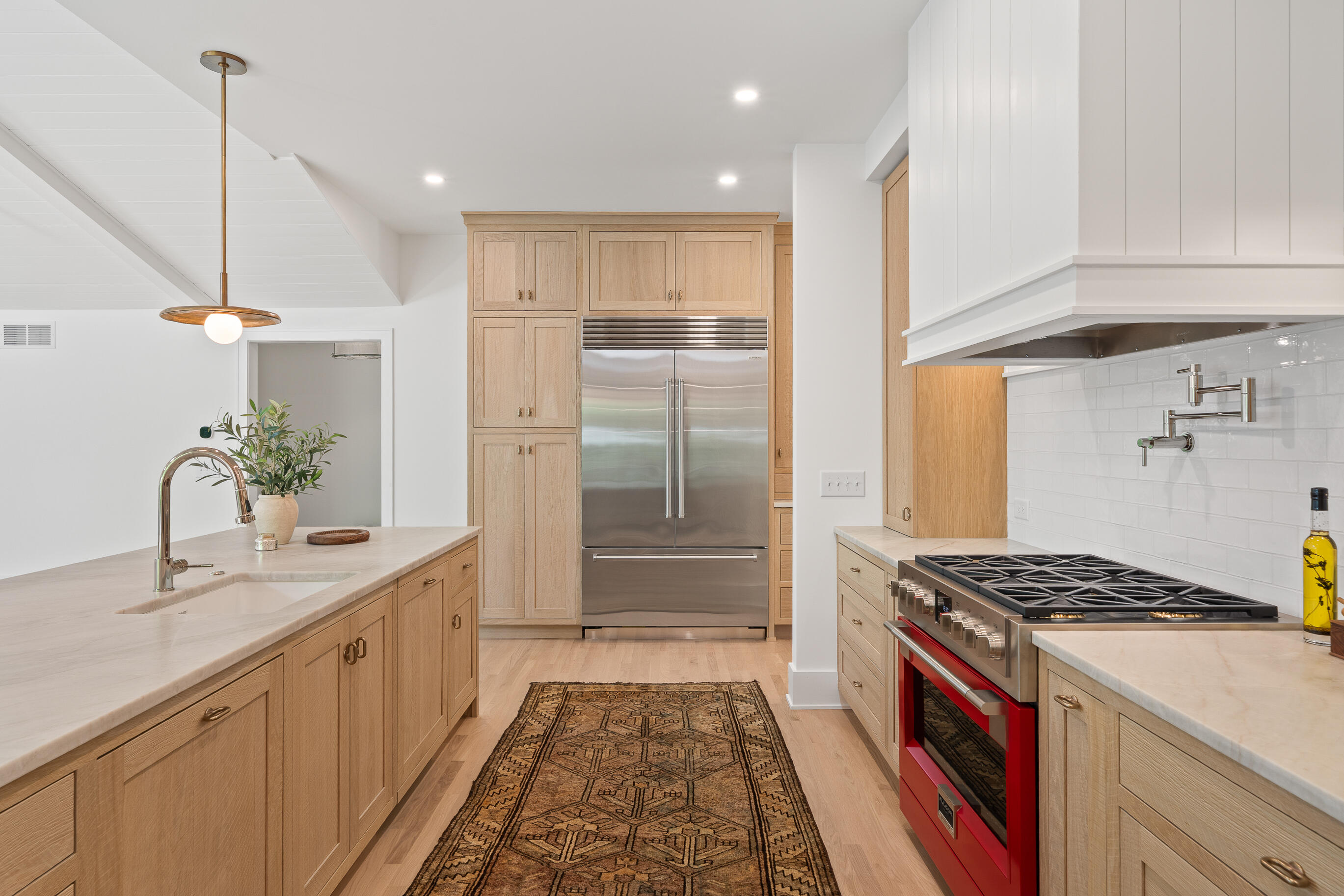 853 Sauganash Dr
