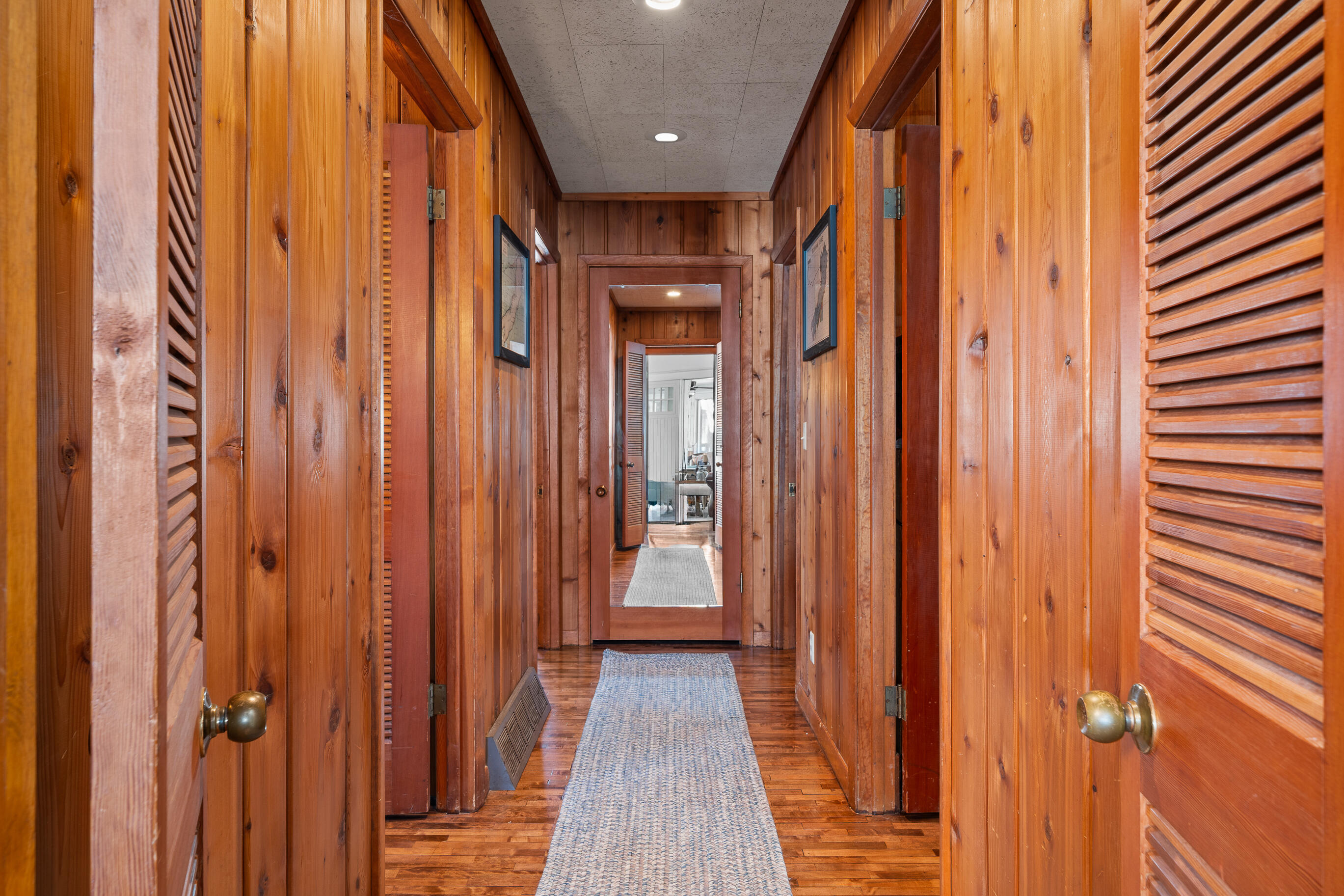 2304 North Shore Dr