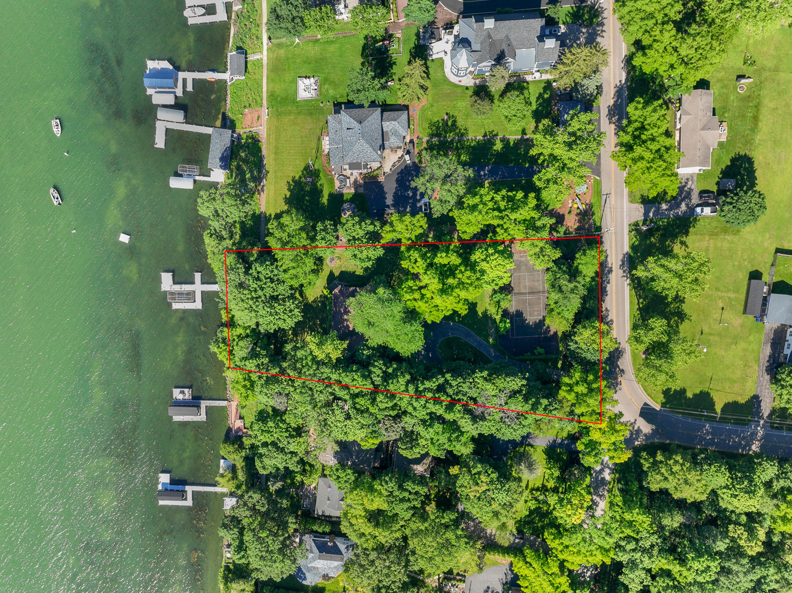 2304 North Shore Dr