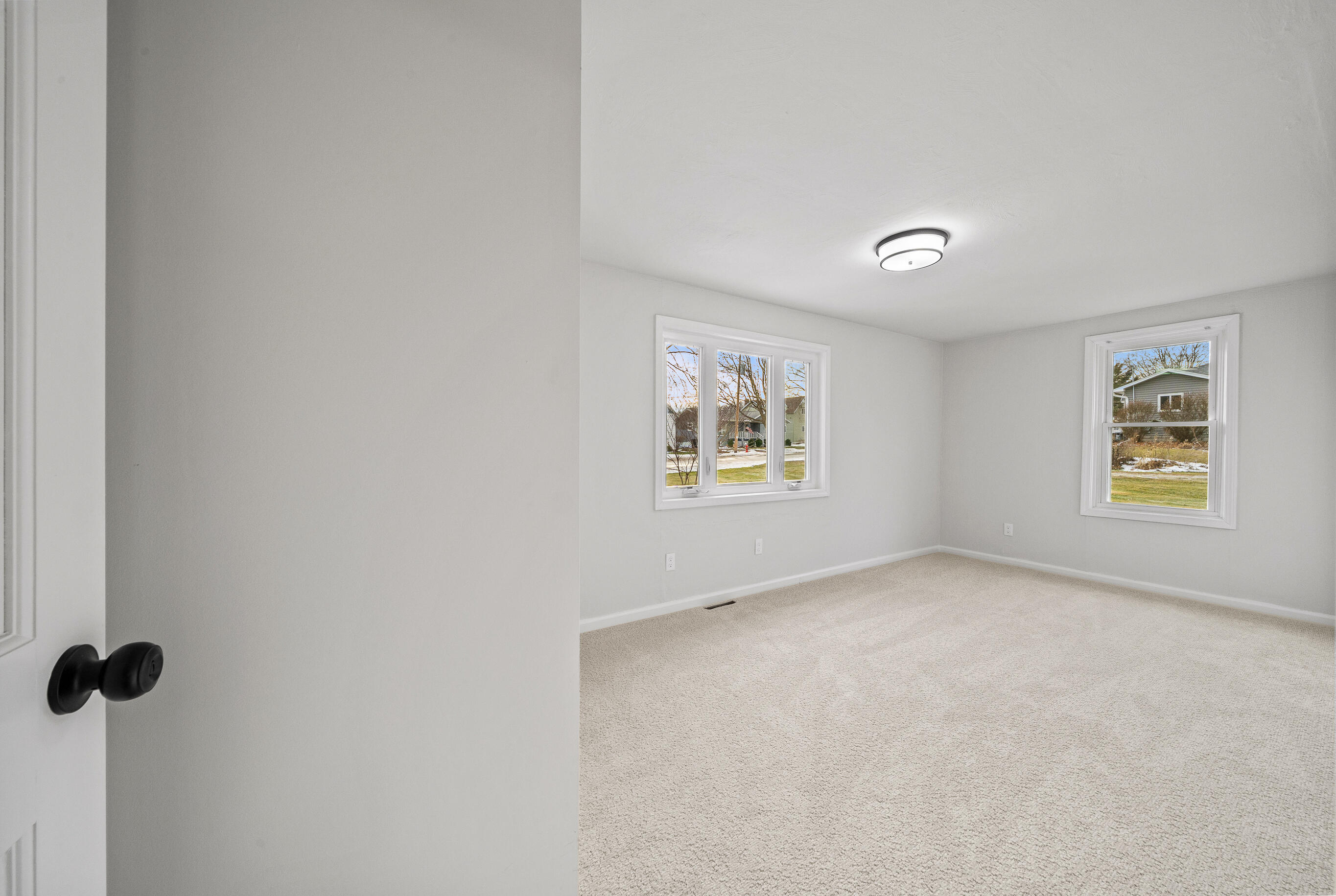 132 Fontana Ave