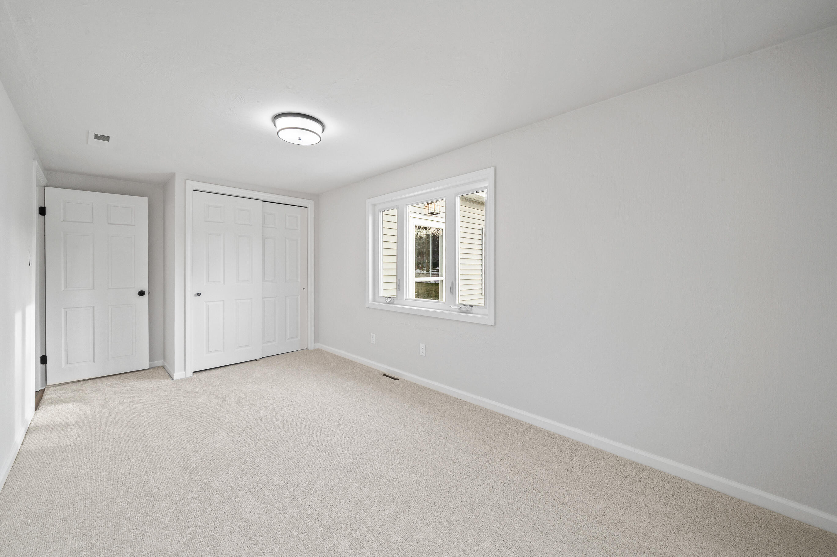 132 Fontana Ave