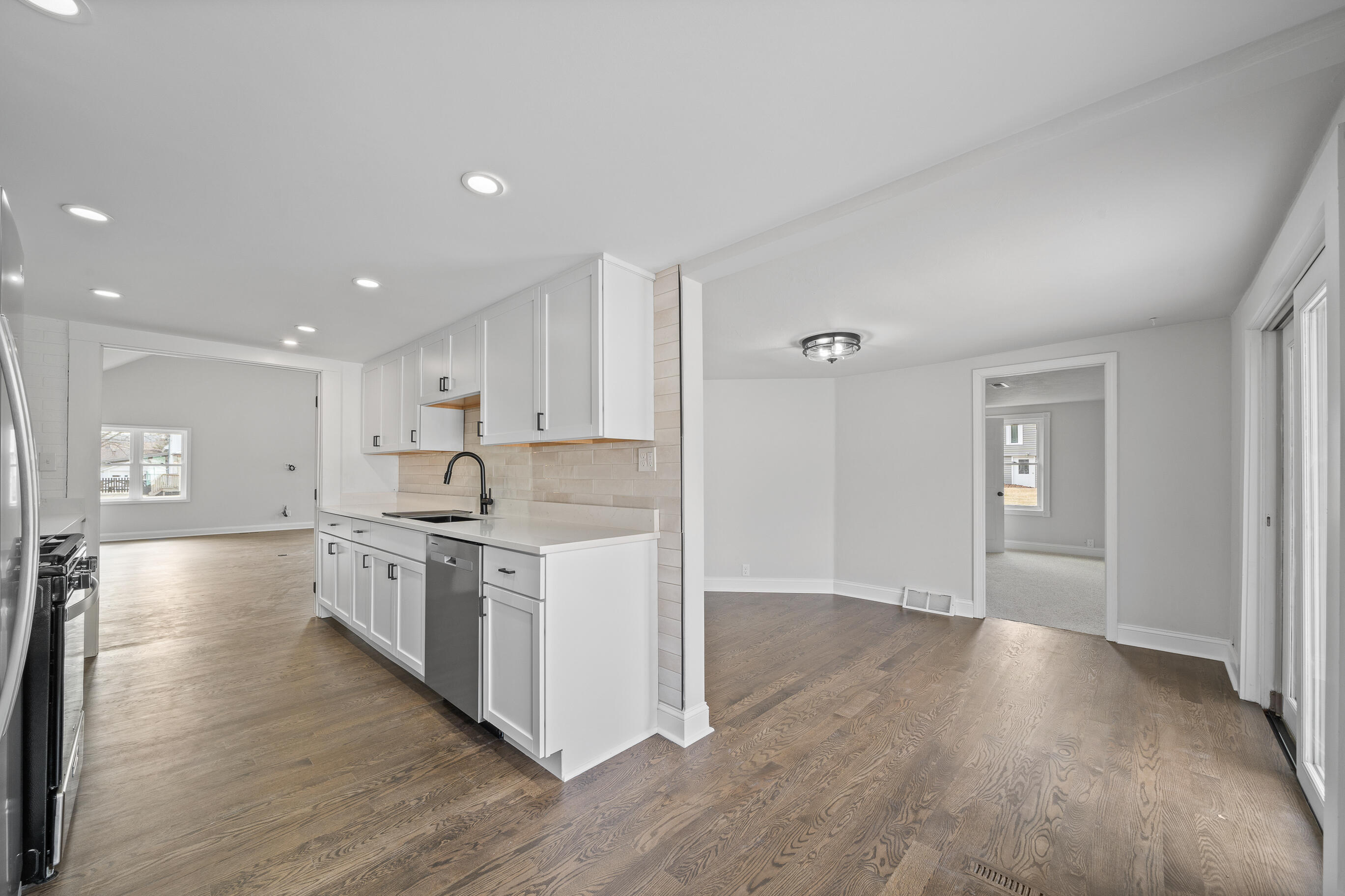 132 Fontana Ave