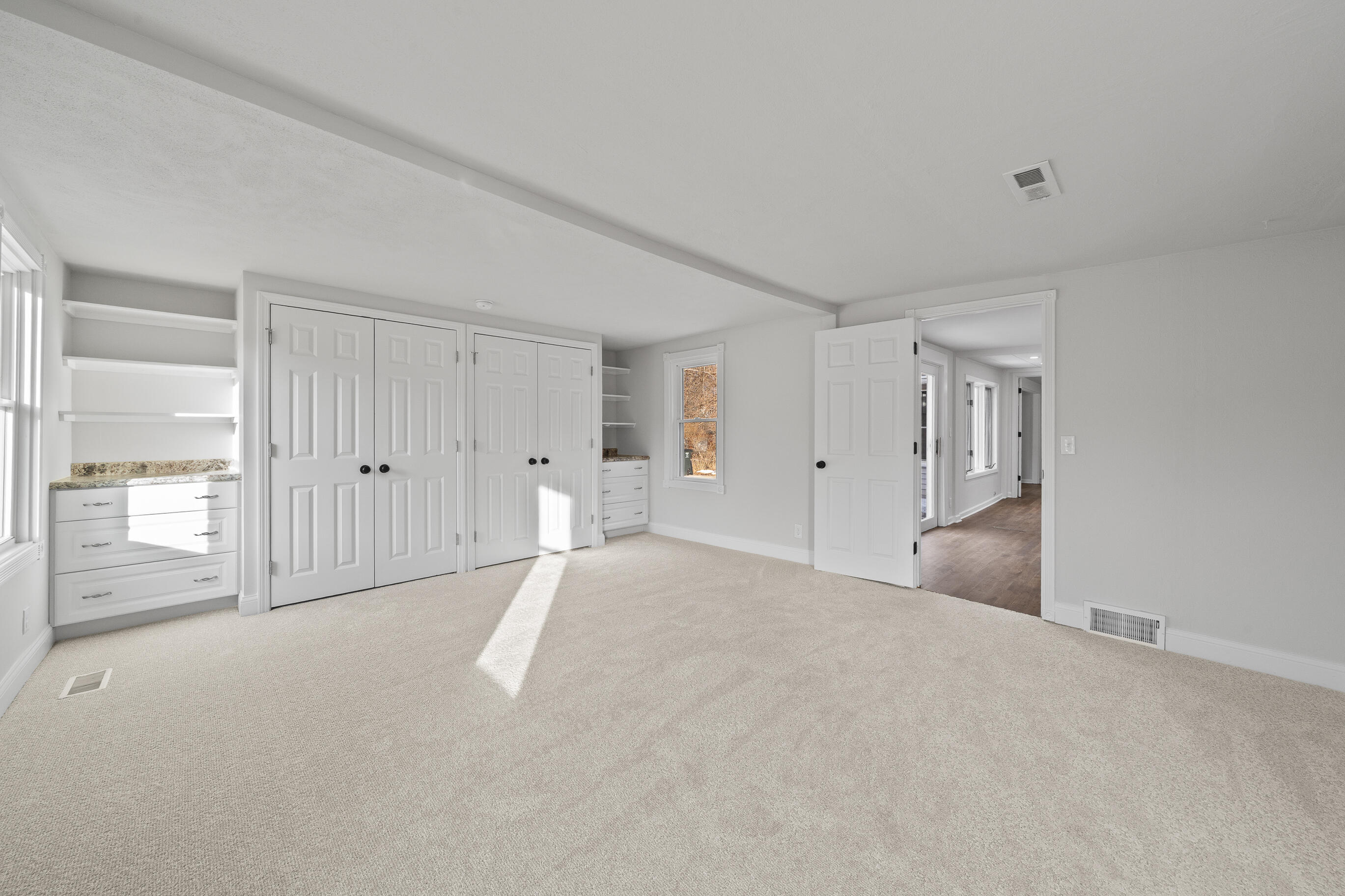 132 Fontana Ave