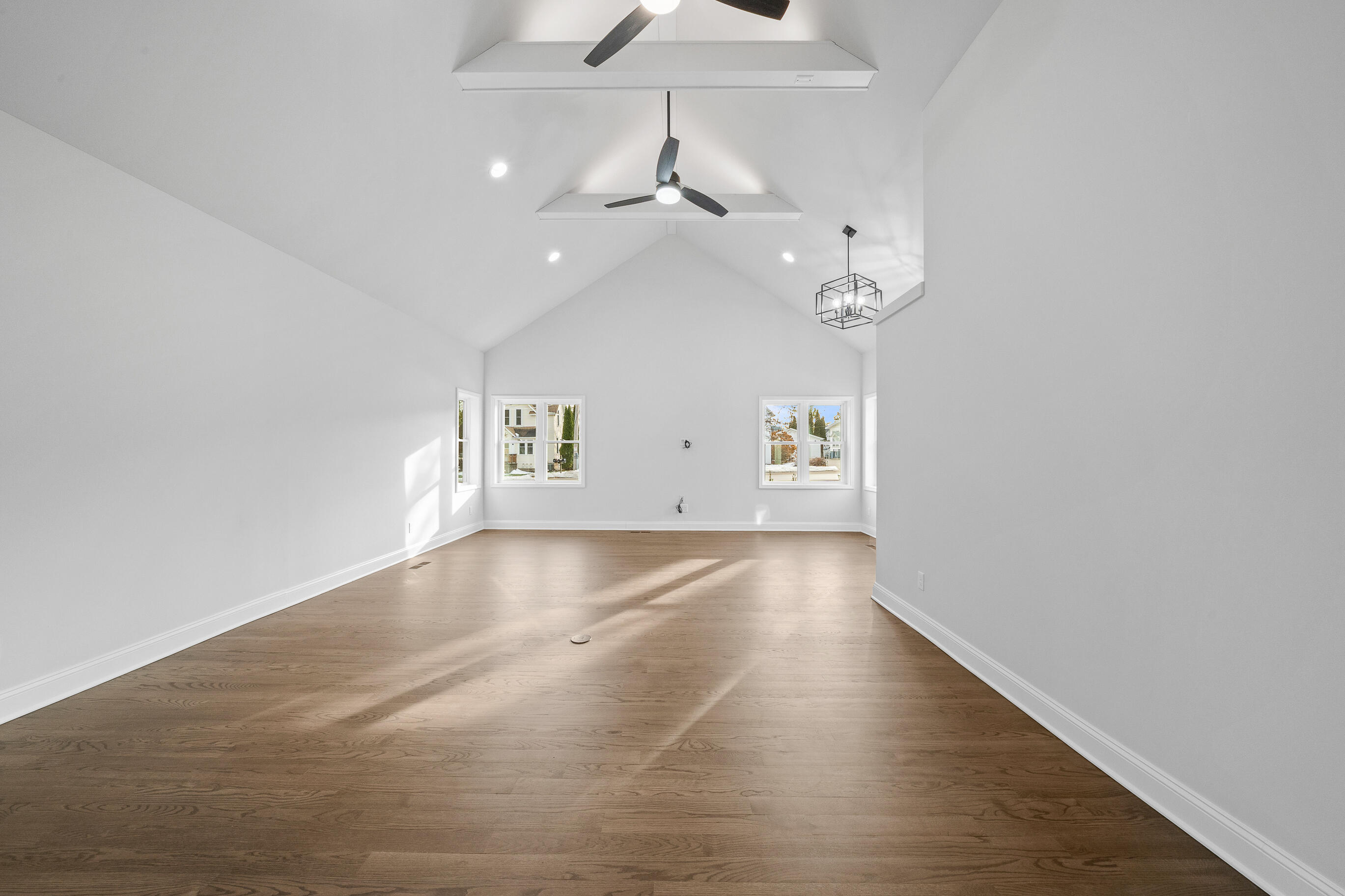 132 Fontana Ave