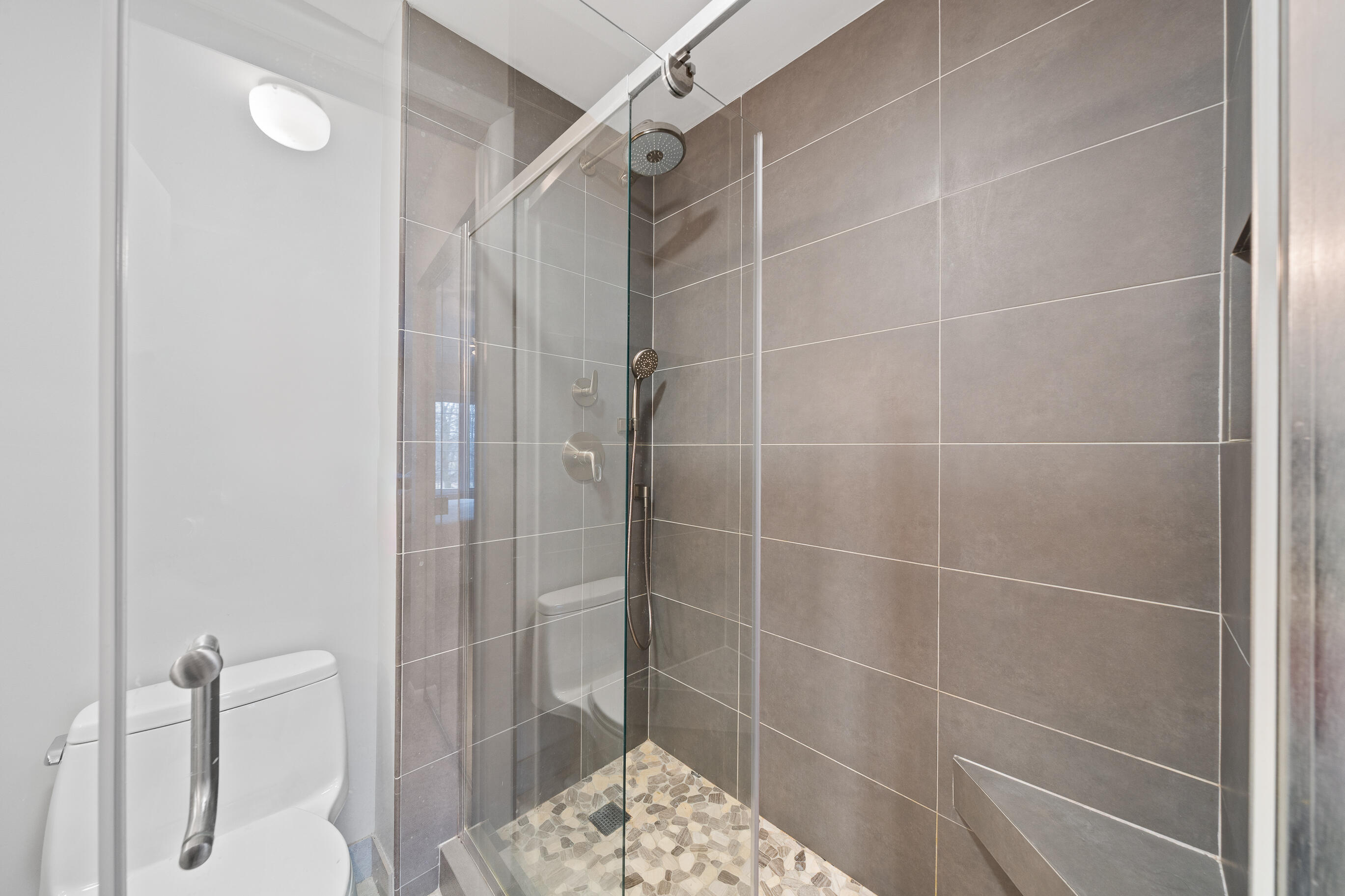 1731 Woodland Cir Unit: 12-26