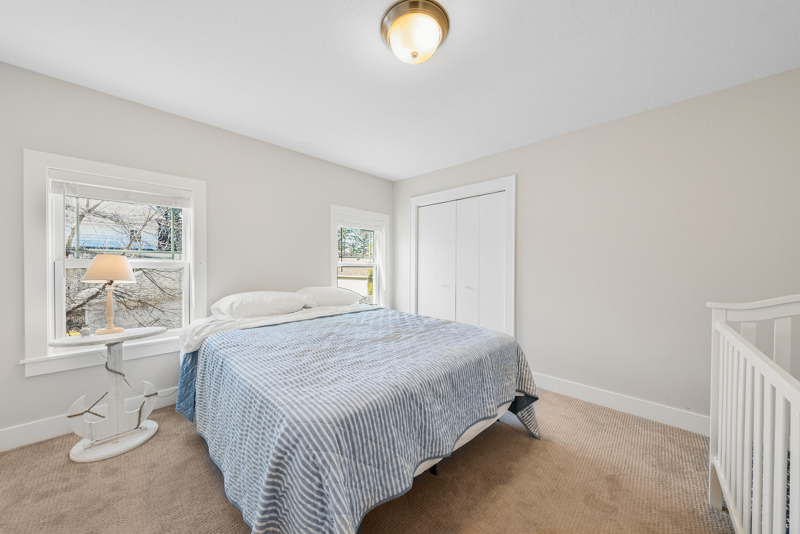 812 Van Slyke Dr