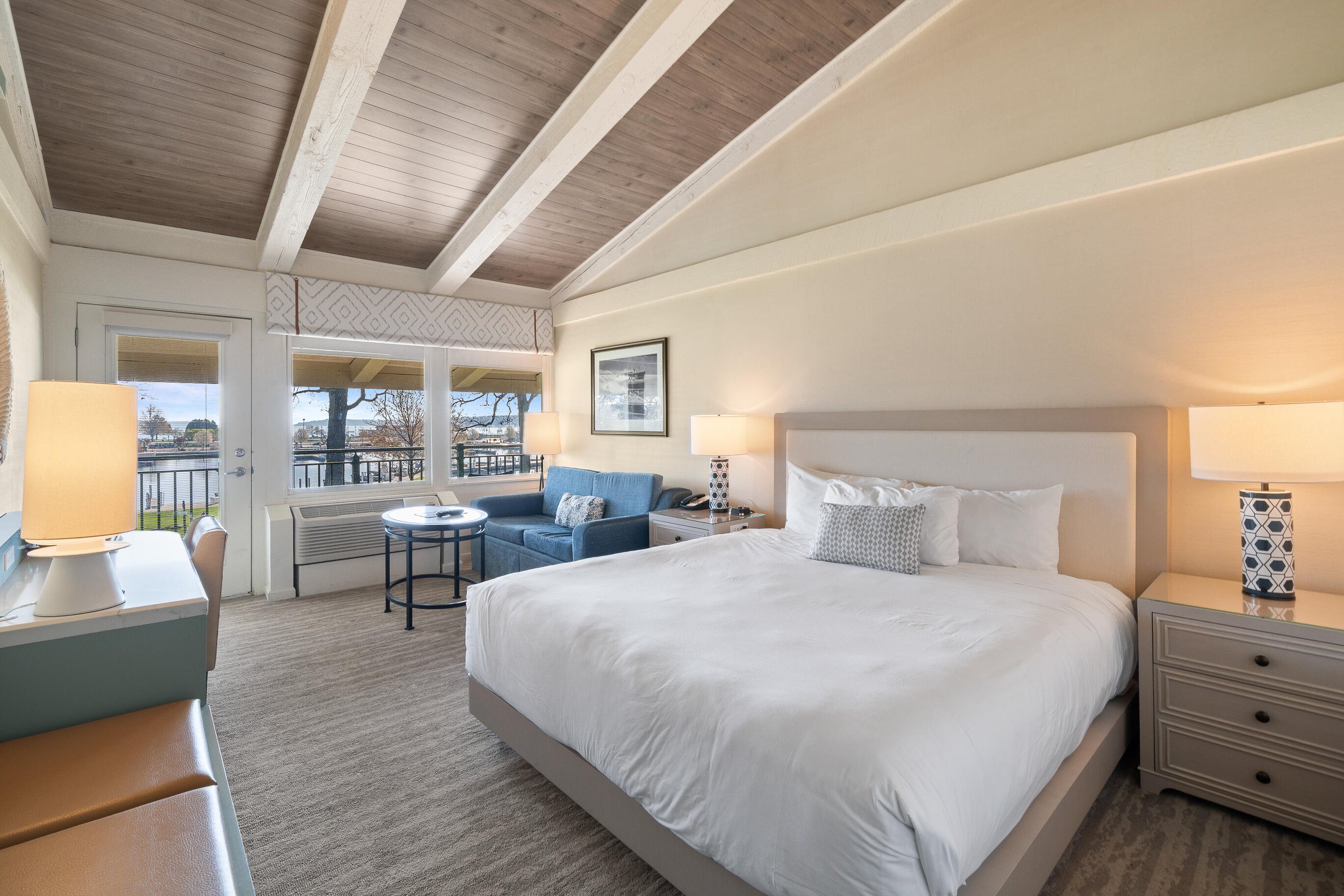 269 Fontana Blvd Unit: 2452