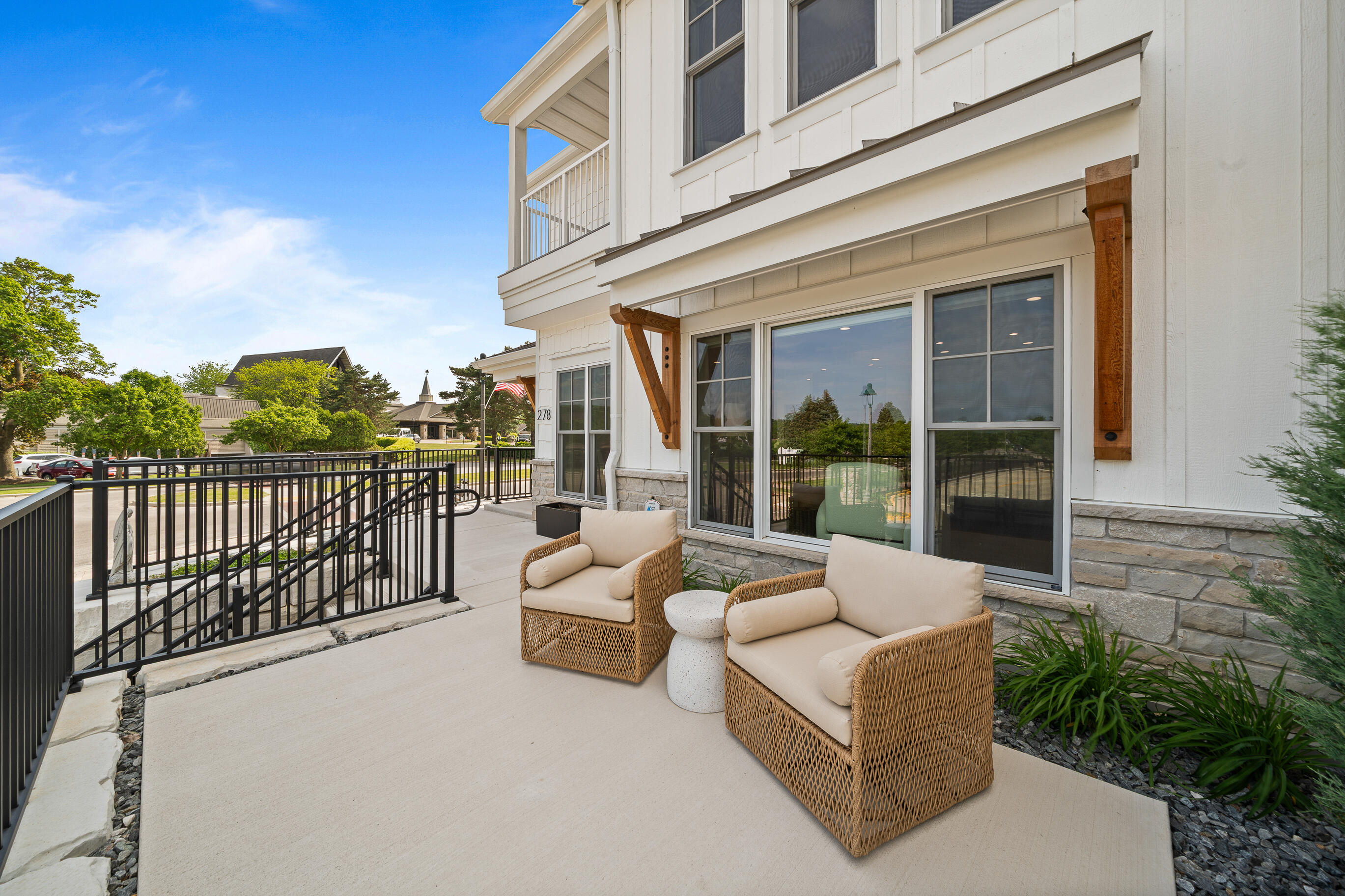 278 High St Unit: 9