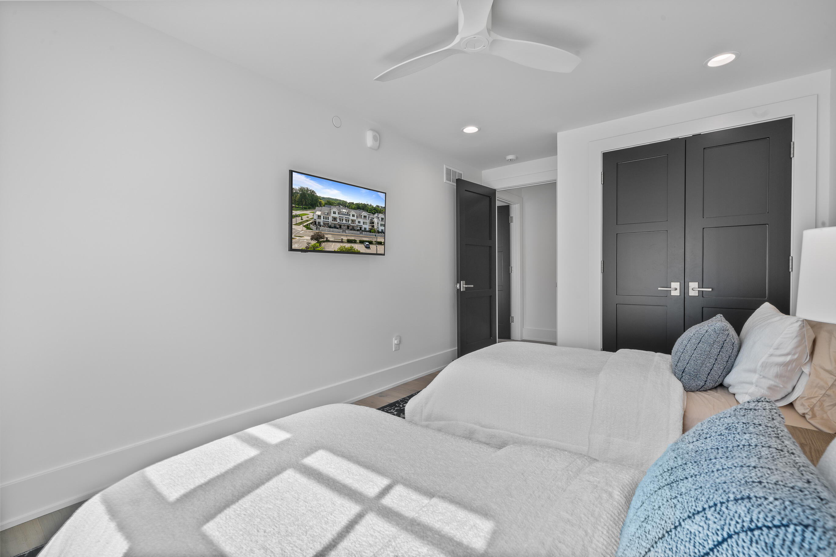 278 High St Unit: 9