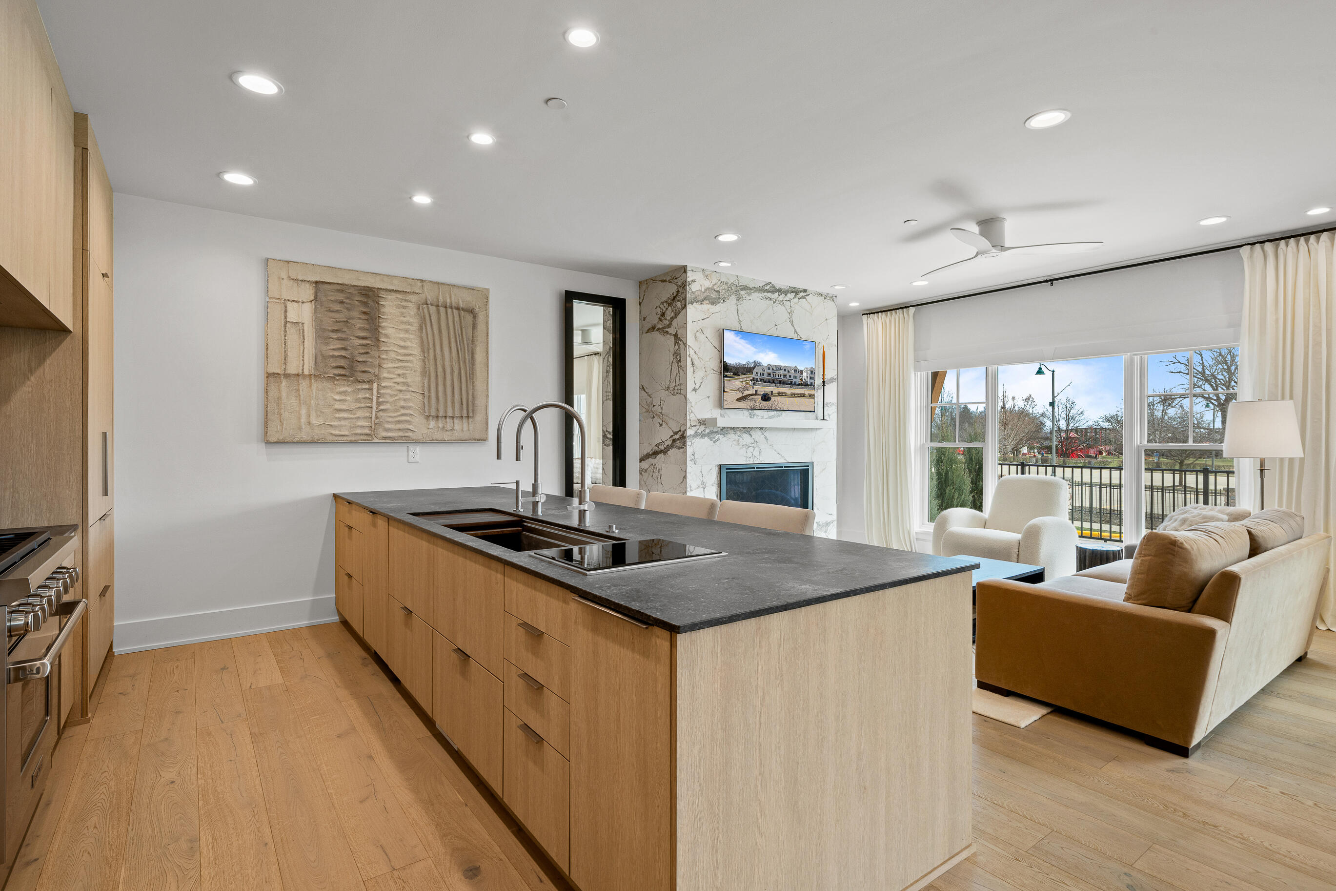 278 High St Unit: 9