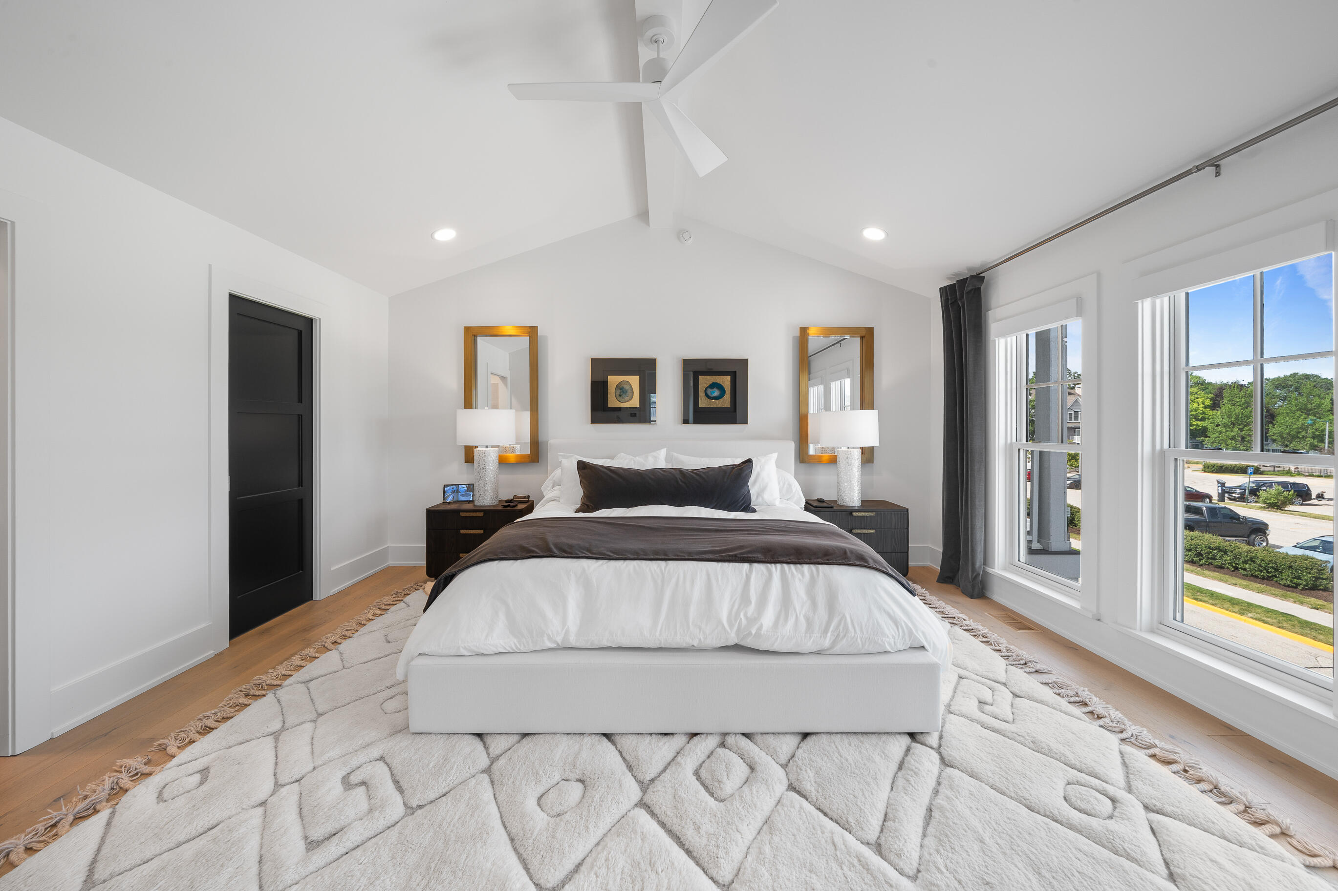 278 High St Unit: 9