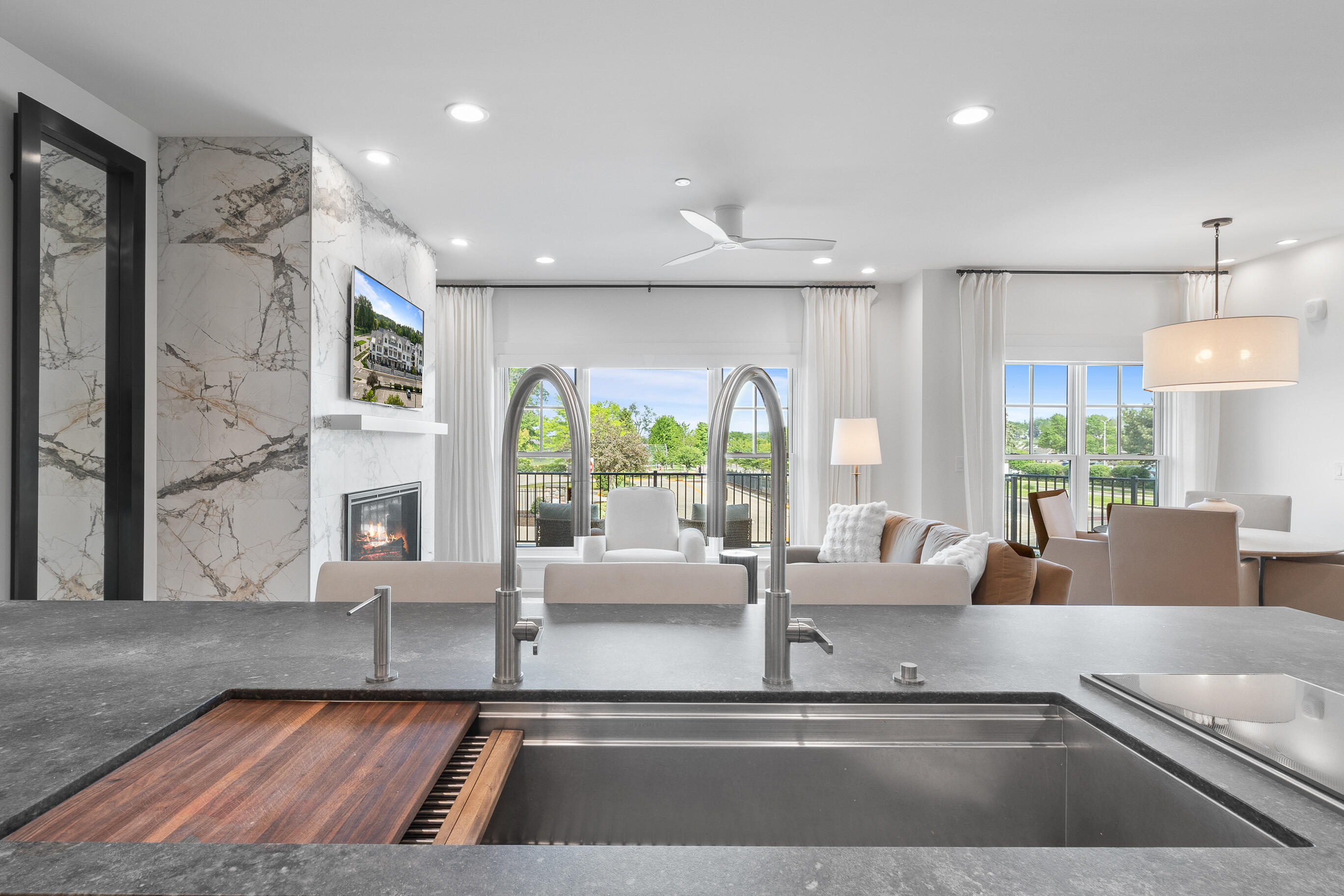 278 High St Unit: 9