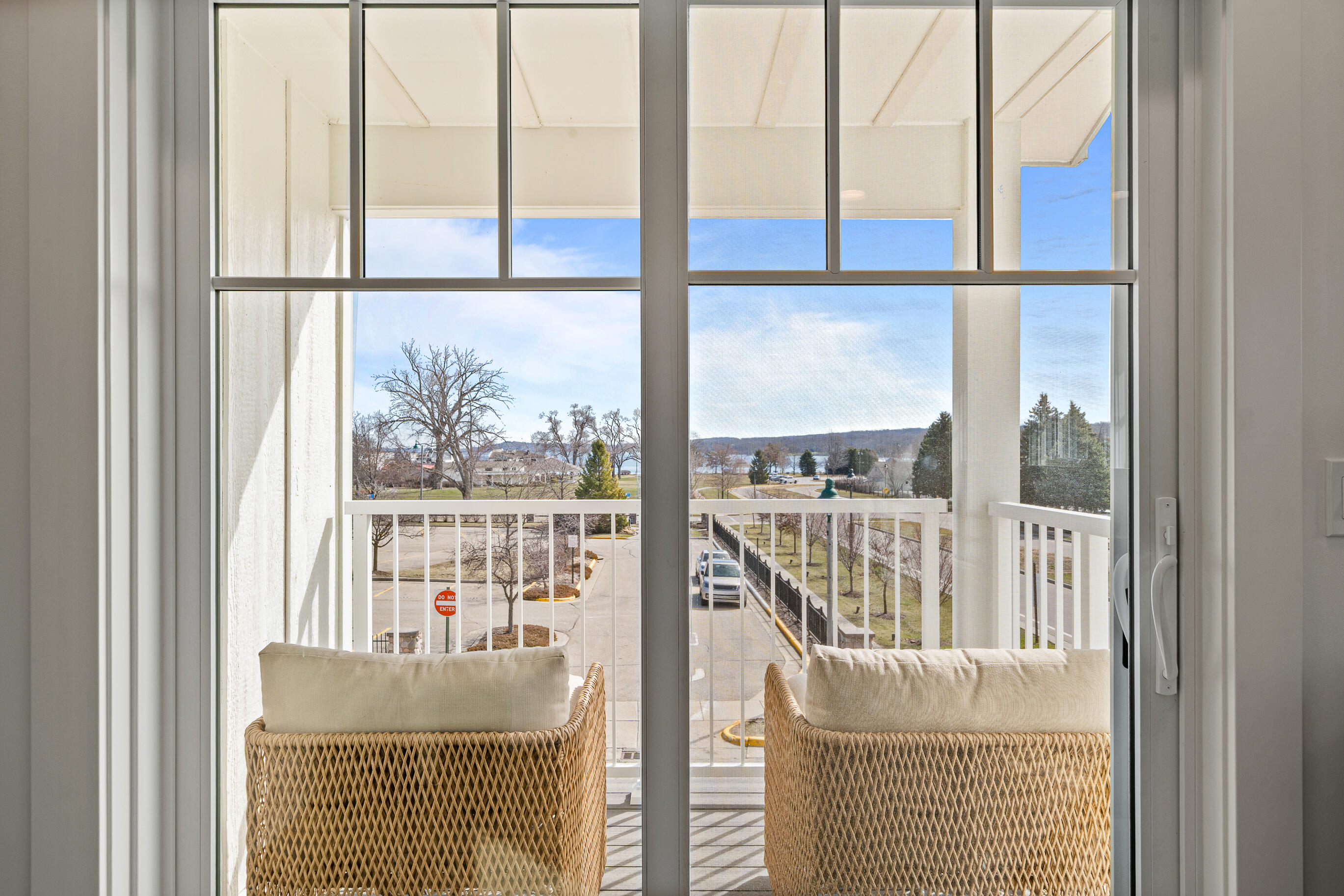 278 High St Unit: 9
