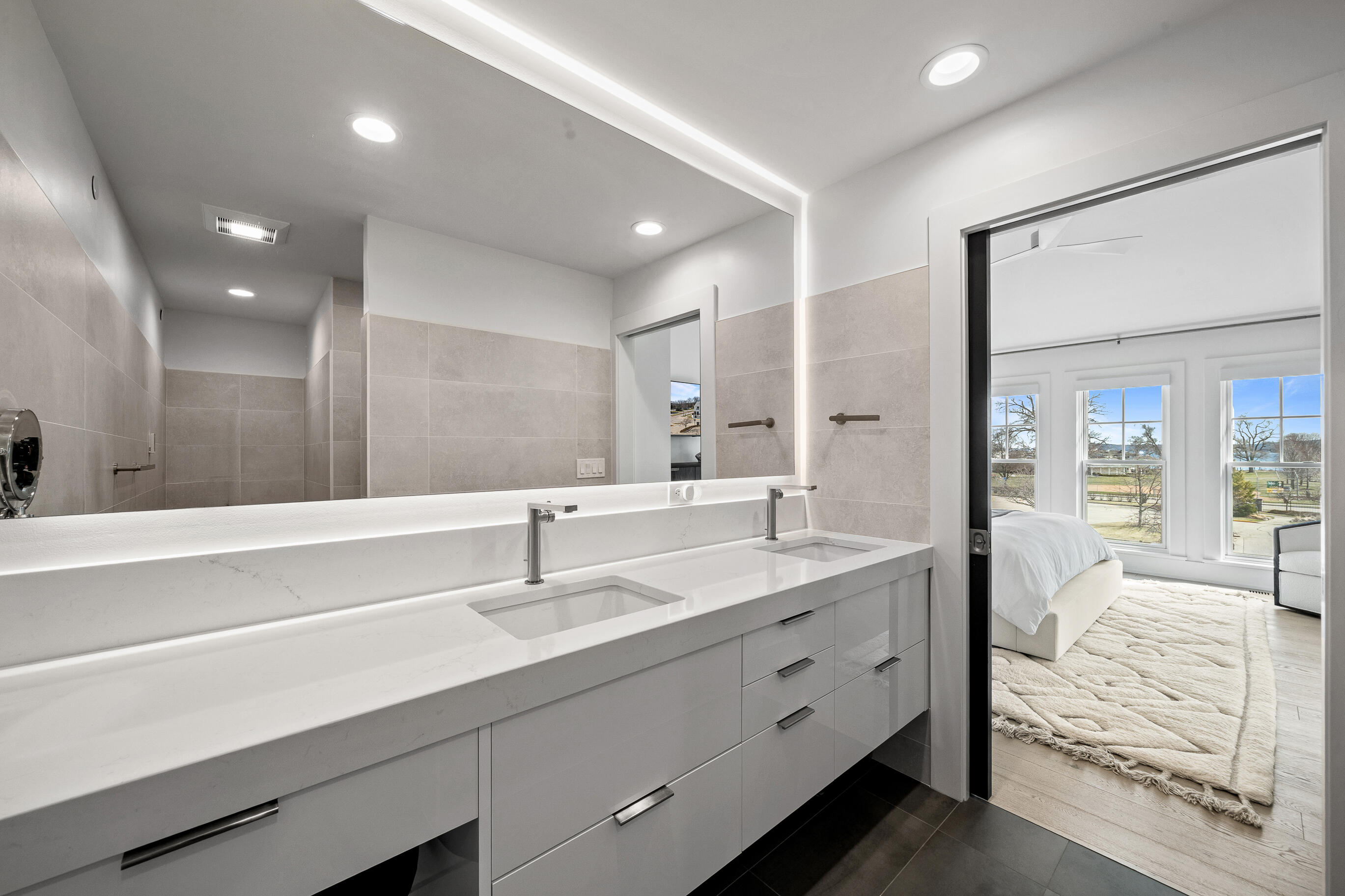 278 High St Unit: 9