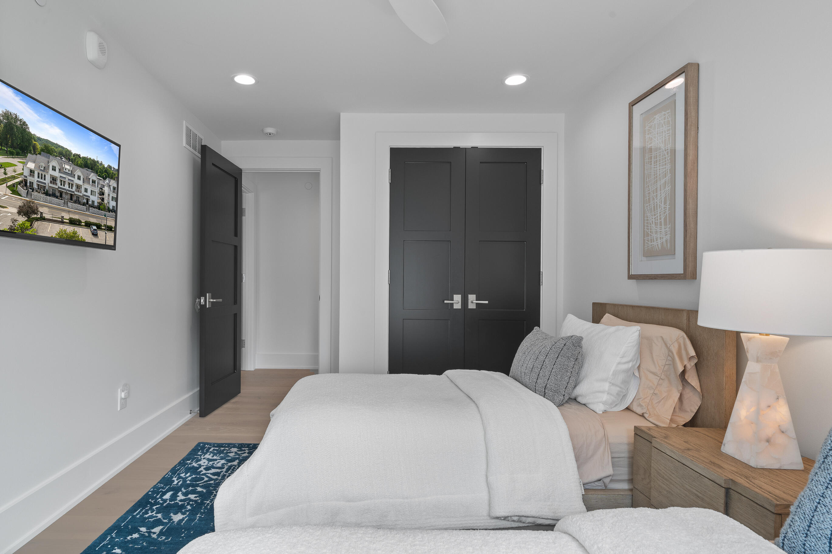 278 High St Unit: 9