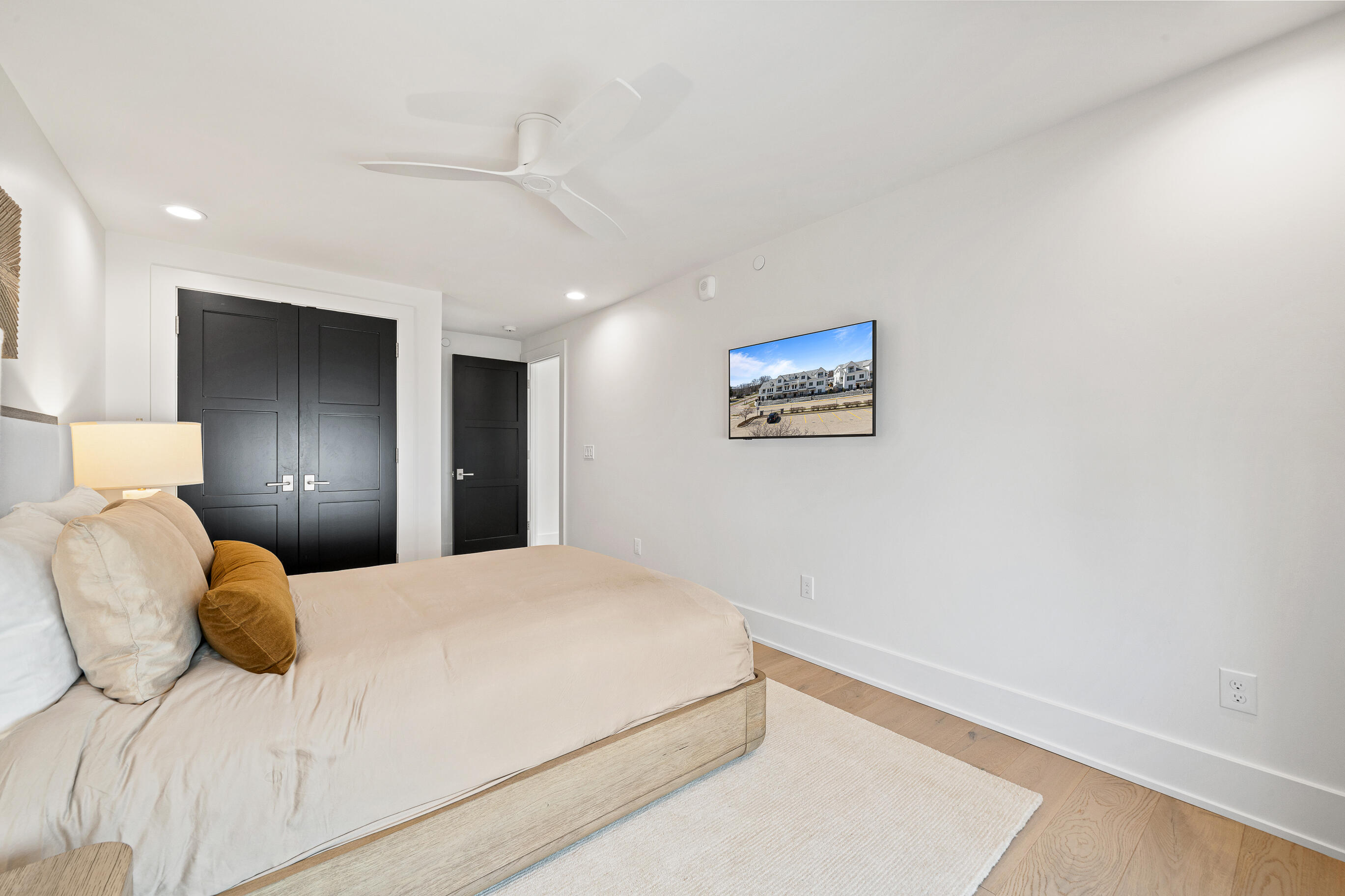 278 High St Unit: 9