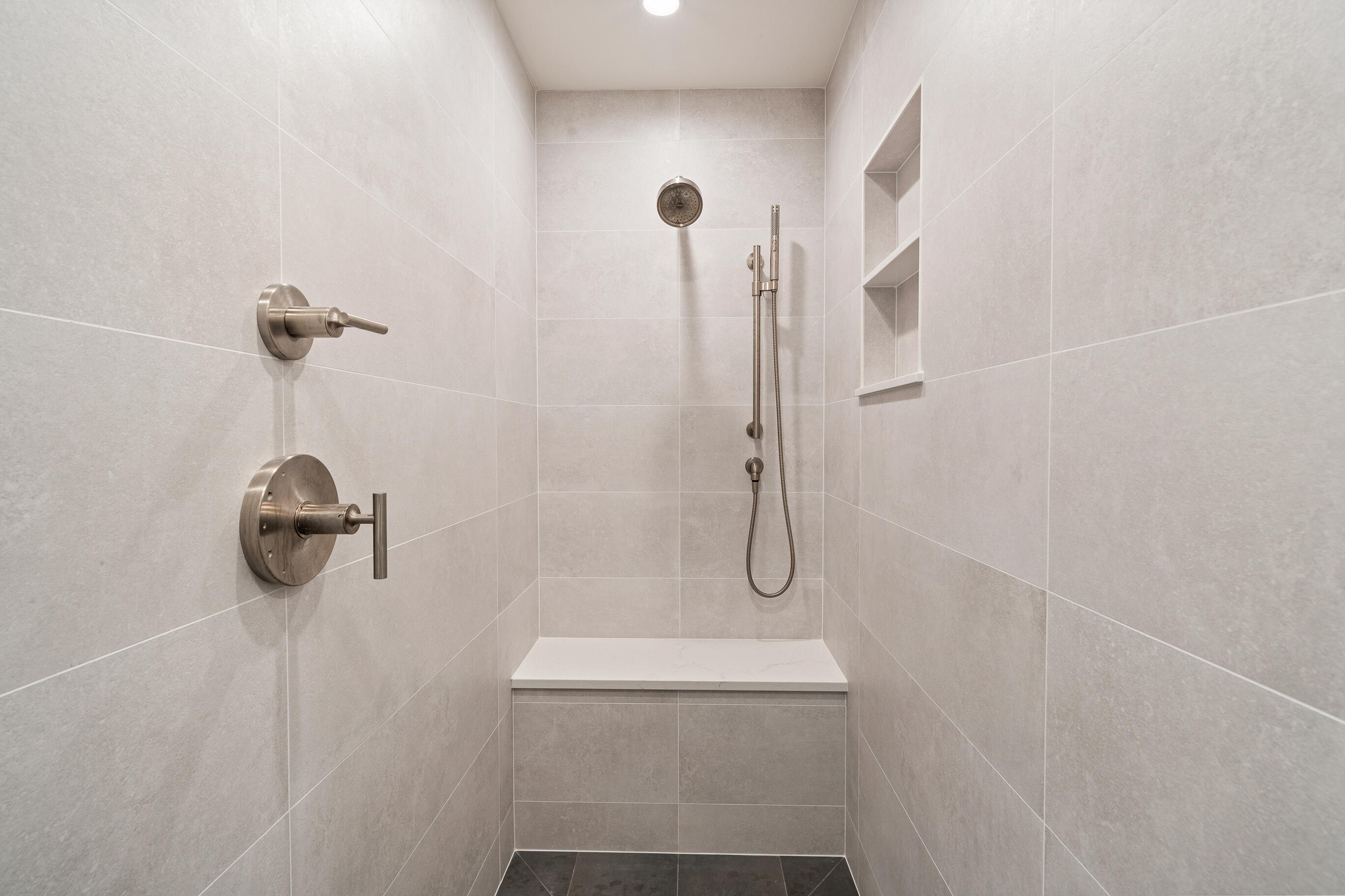 278 High St Unit: 9
