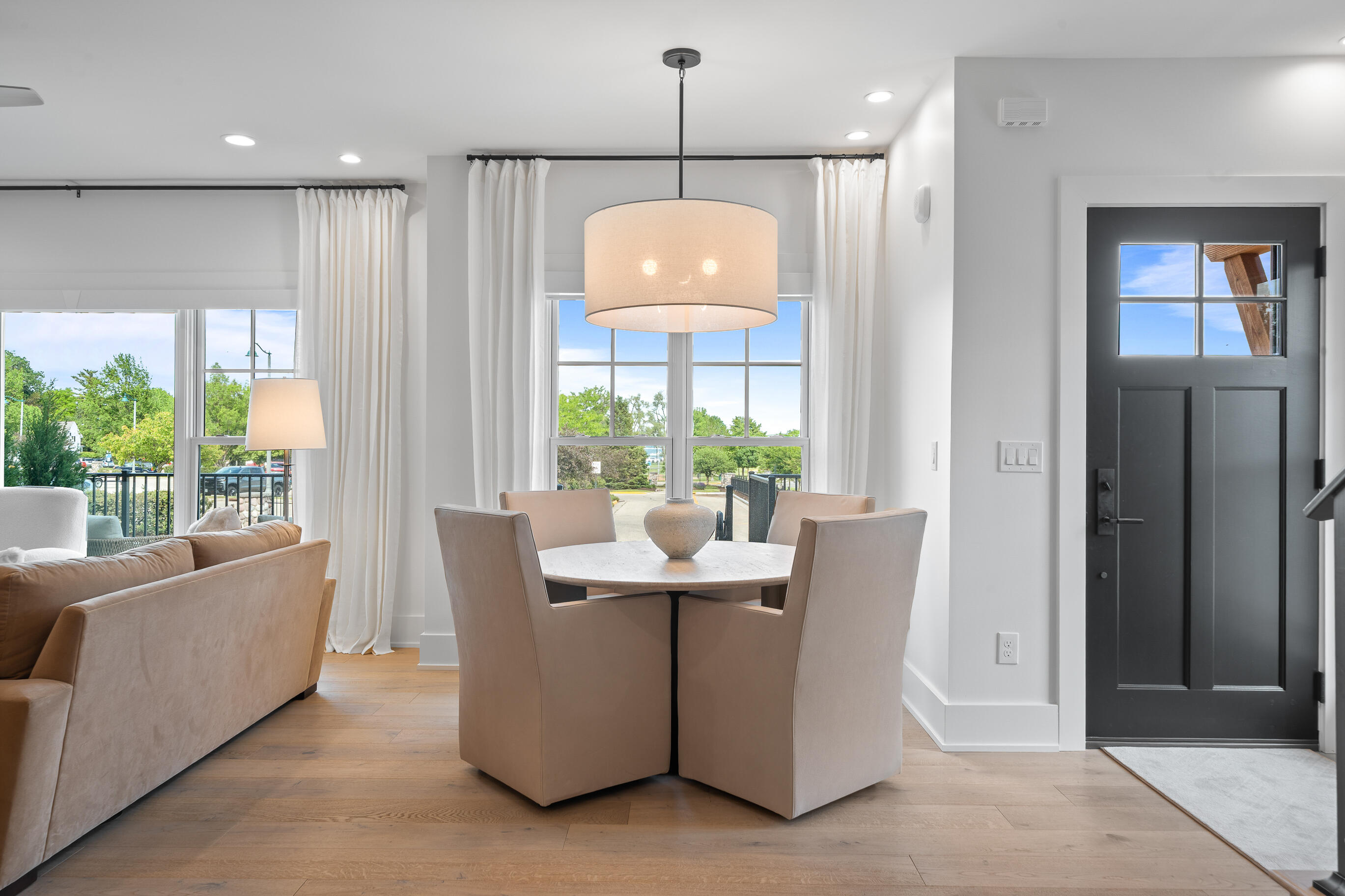 278 High St Unit: 9