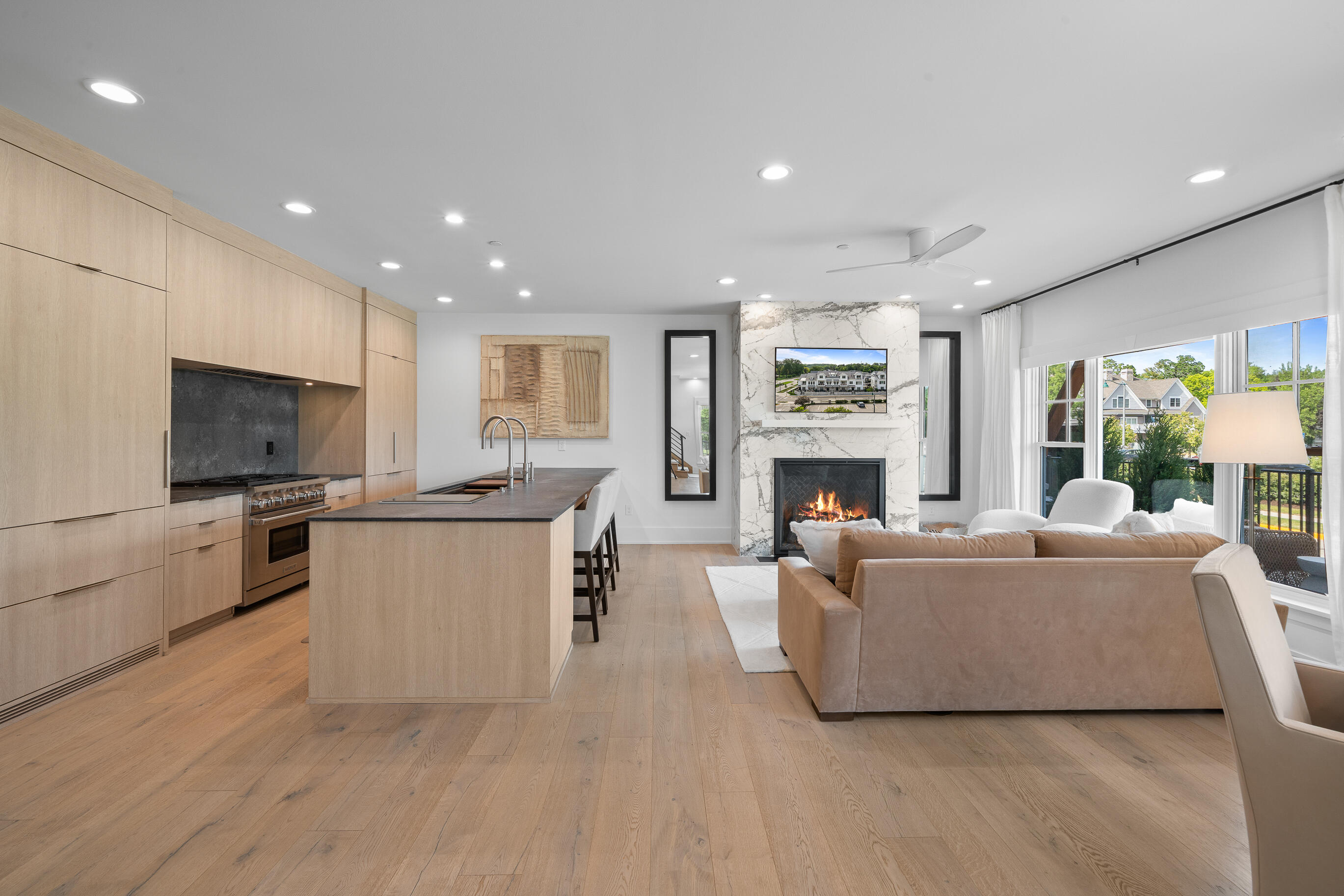 278 High St Unit: 9