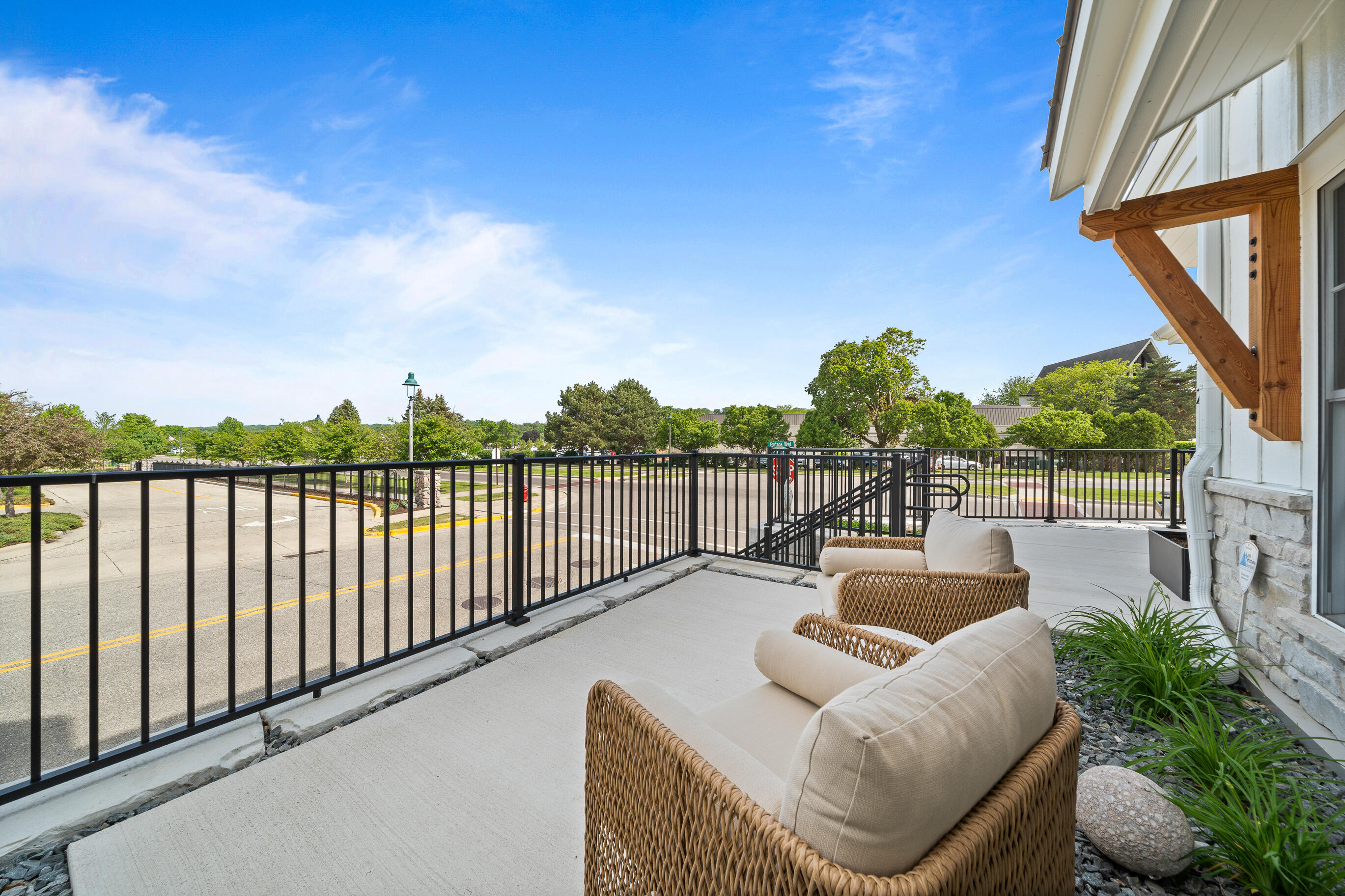 278 High St Unit: 9