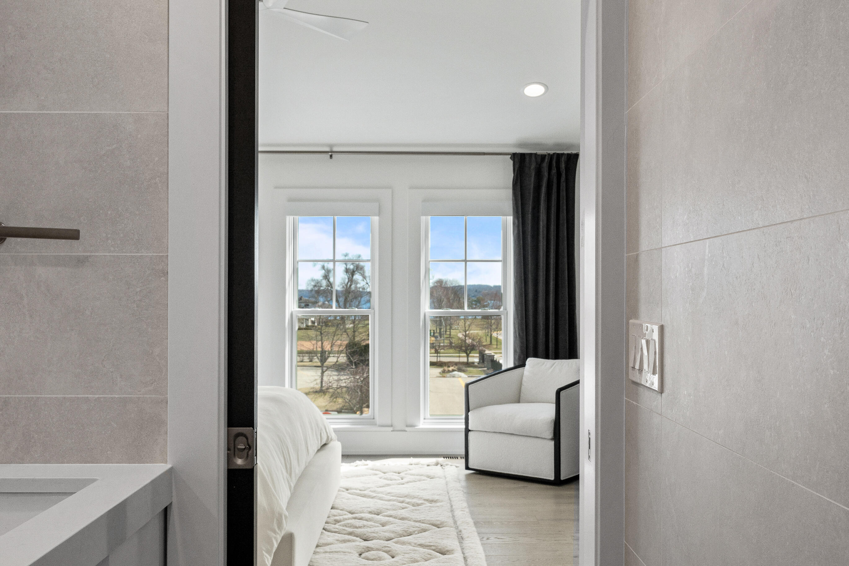 278 High St Unit: 9