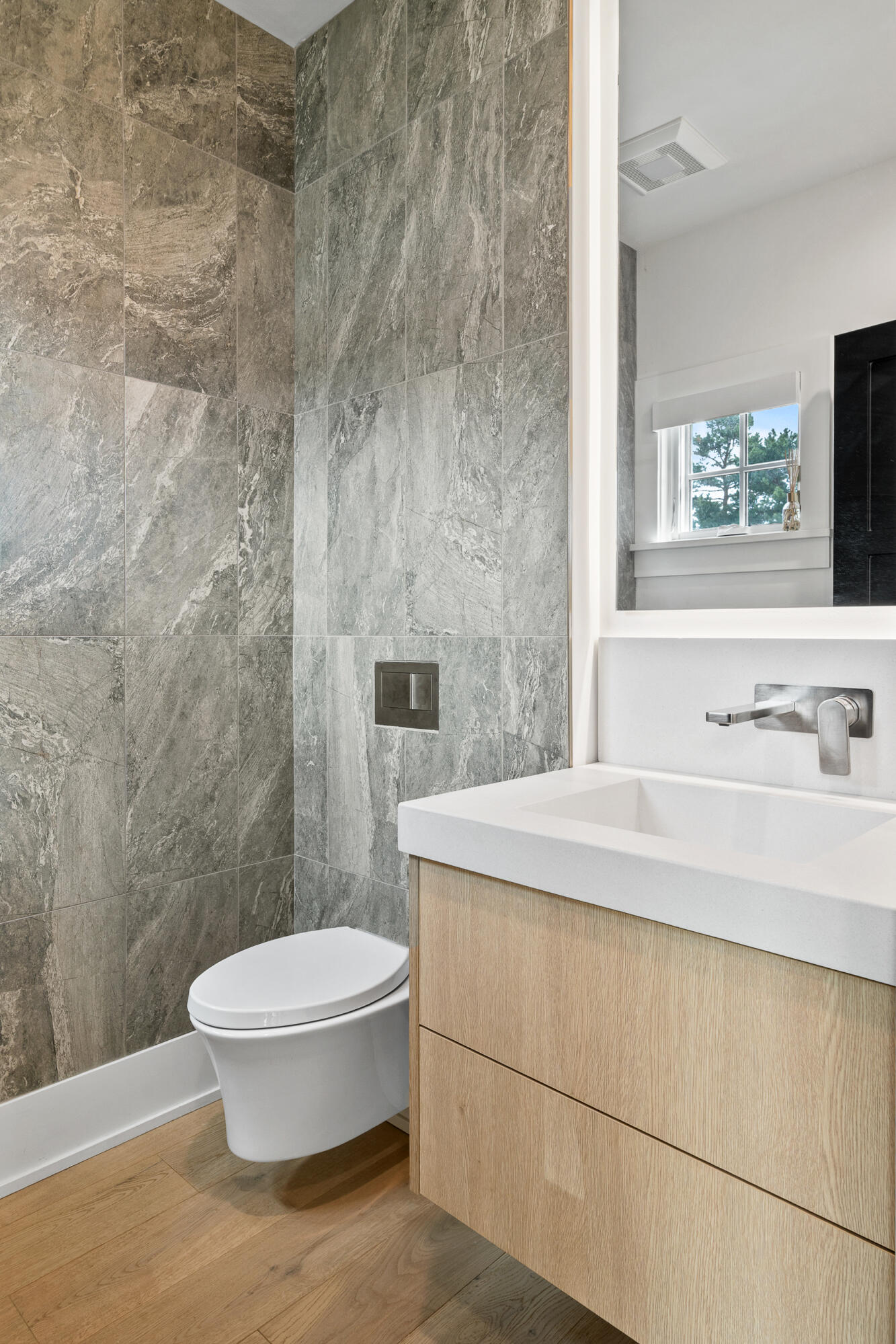 278 High St Unit: 9