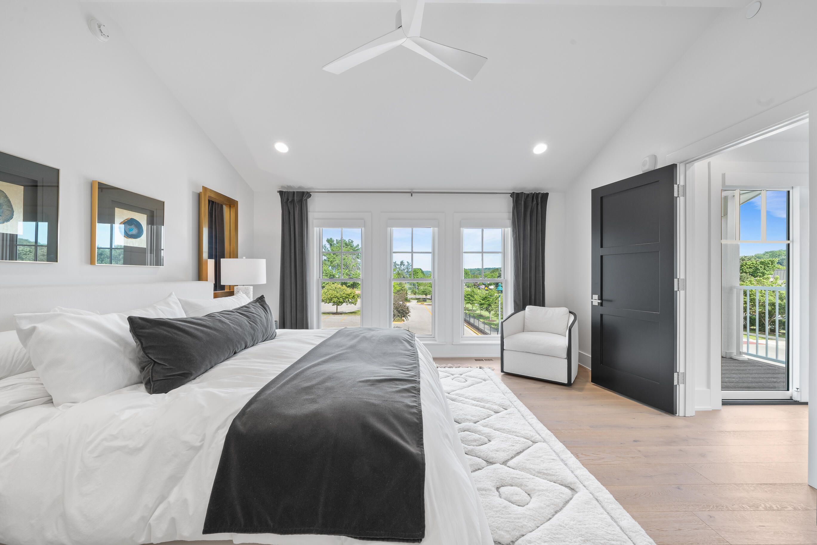 278 High St Unit: 9